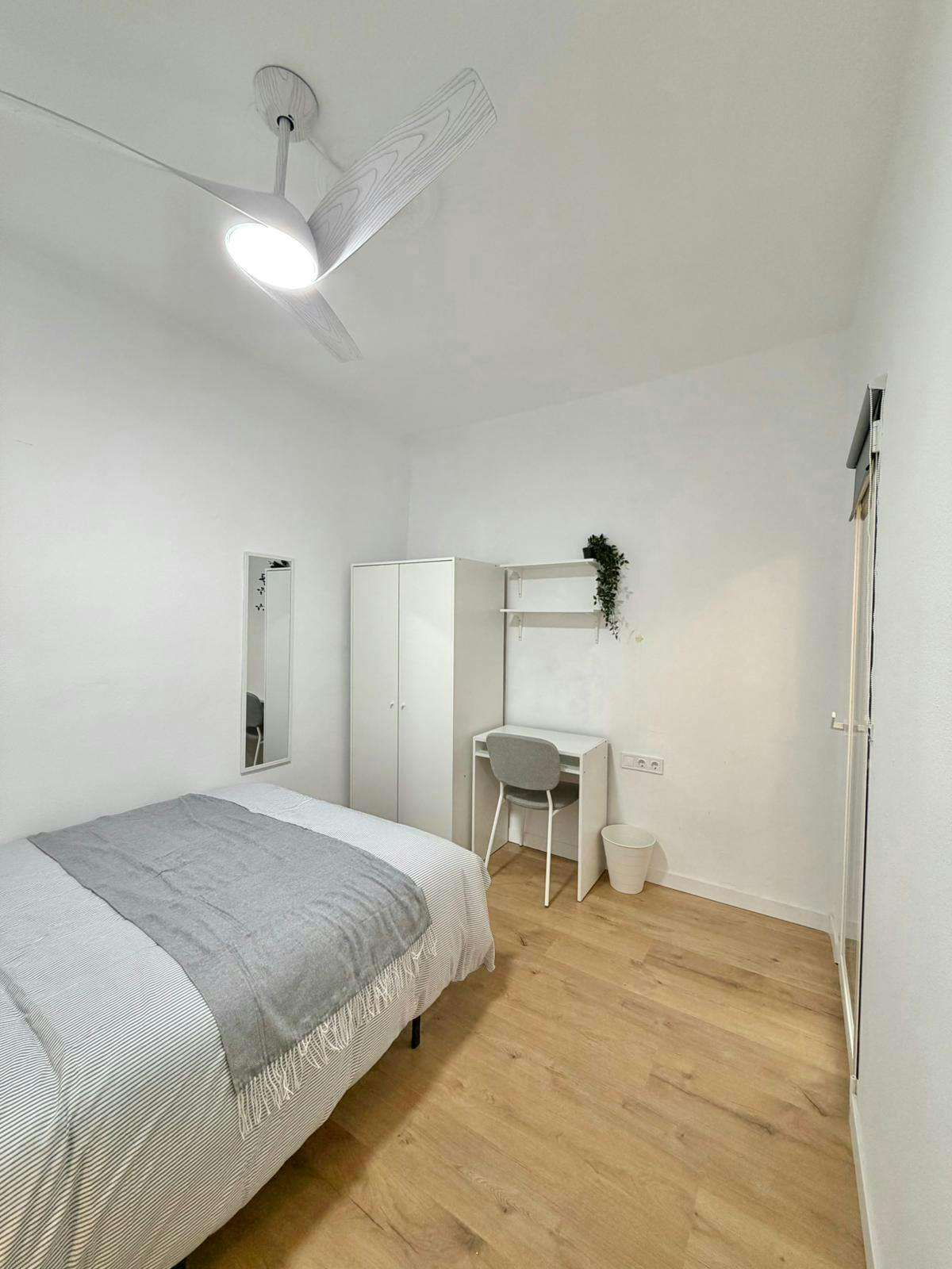 Single room Xirivella, 1 bed, 7m² — photo 4