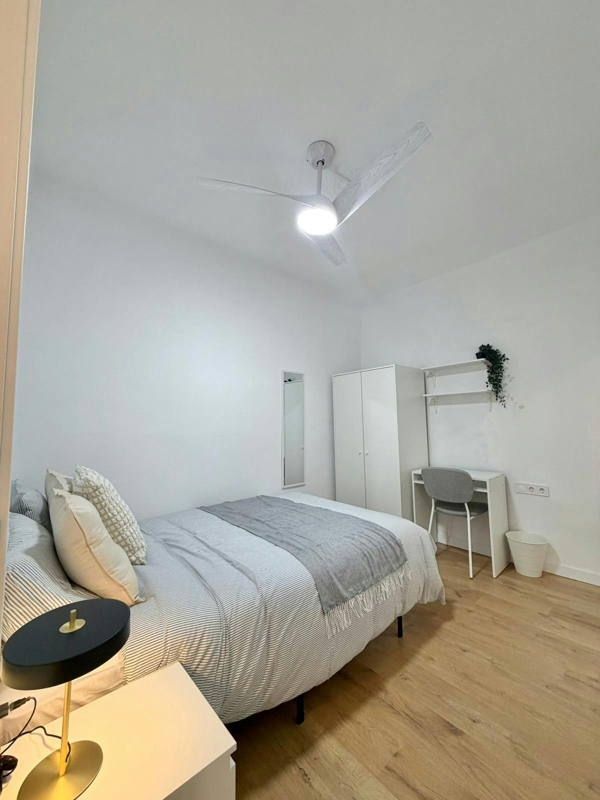 Single room Xirivella, 1 bed, 7m² — photo 6