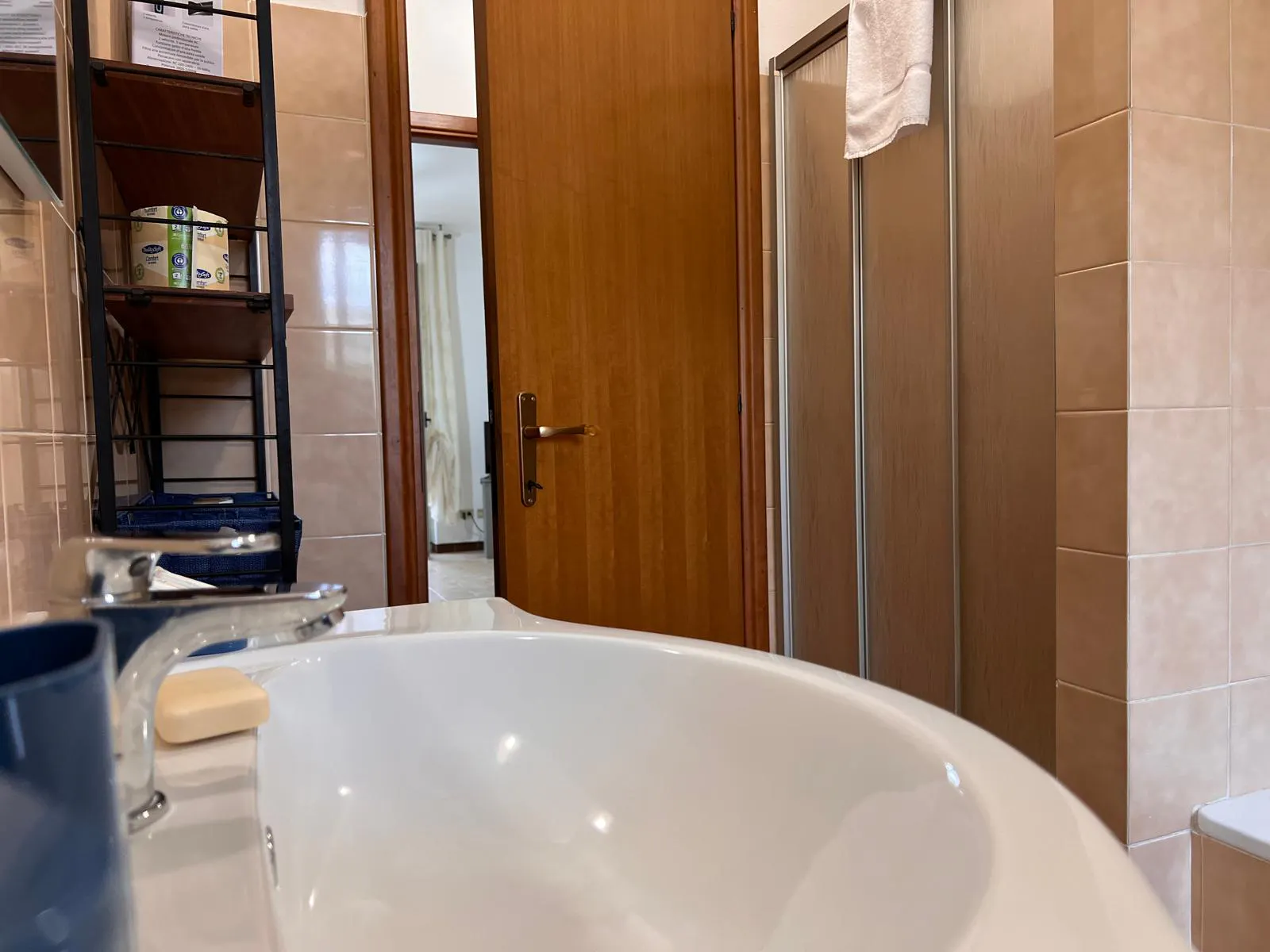 2-Bedroom Apartment in Via Gianni Rodari, Varese (1681923) ROOM 2