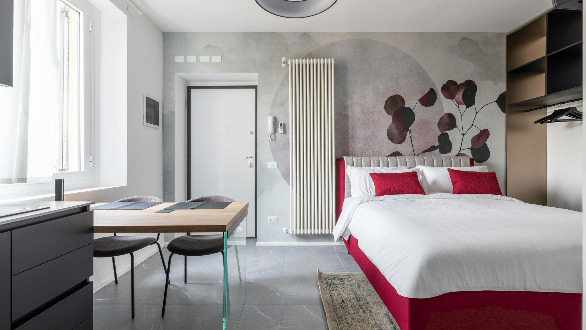 Studio for rent for €1 per month in Milan, Via Giuseppe Tartini