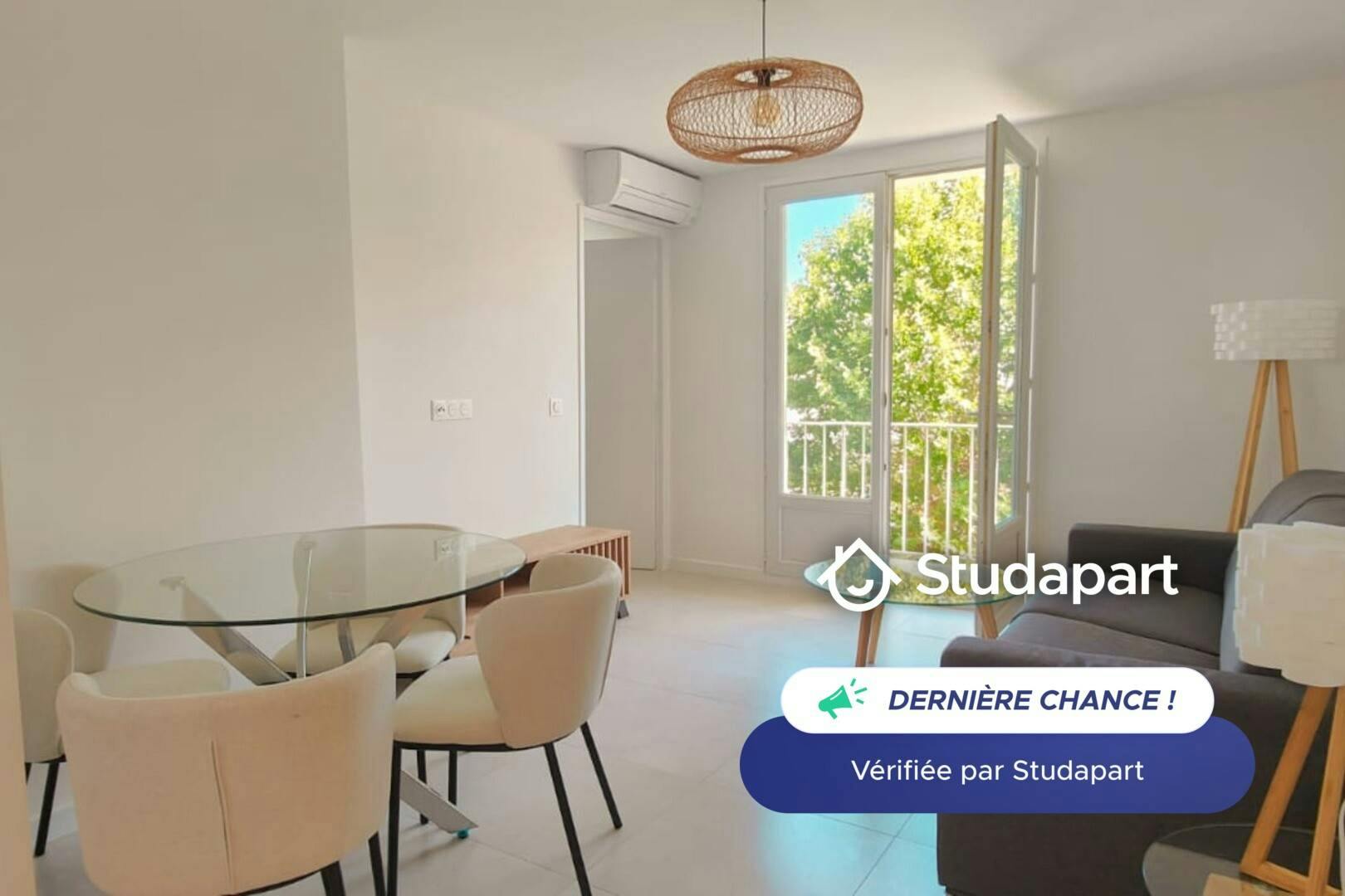 Studio à louer pour 1 100 €/mois à Antibes, Boulevard Gustave Chancel