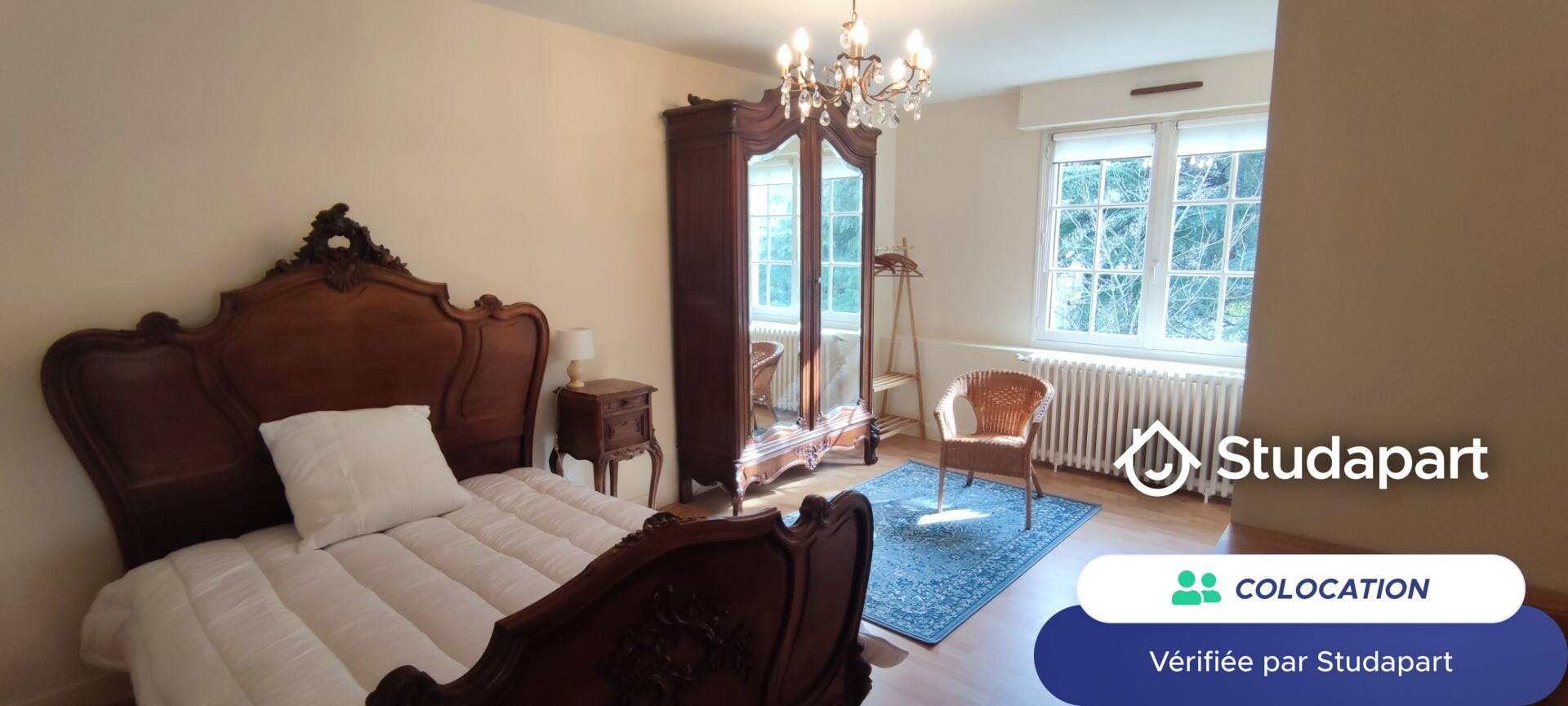 WG-Zimmer zu mieten für 600 € pro Monat in Bruges, Rue Saint-Louis