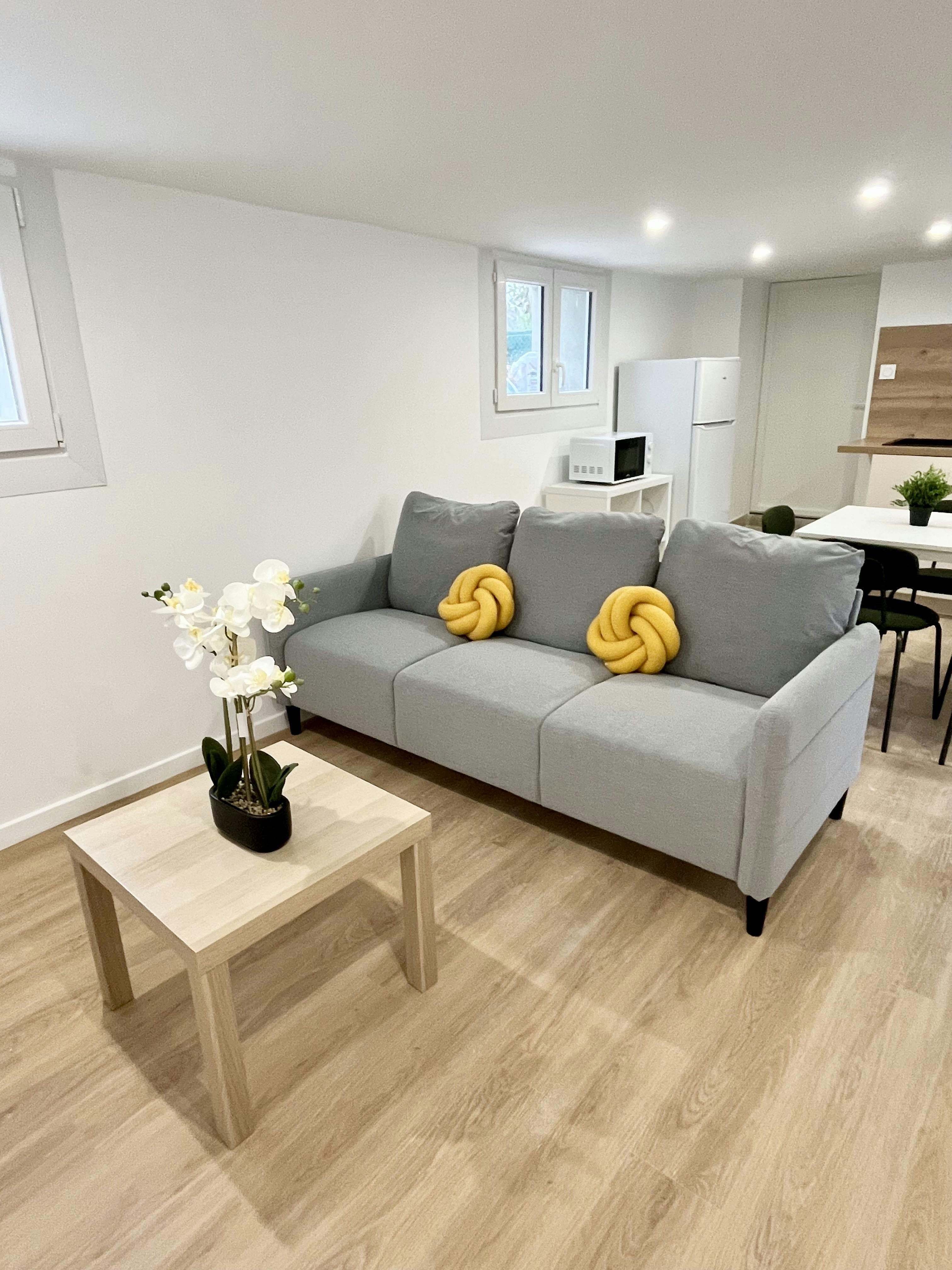 Appartement à louer pour 1 890 €/mois à Caen, Rue Jules Rame