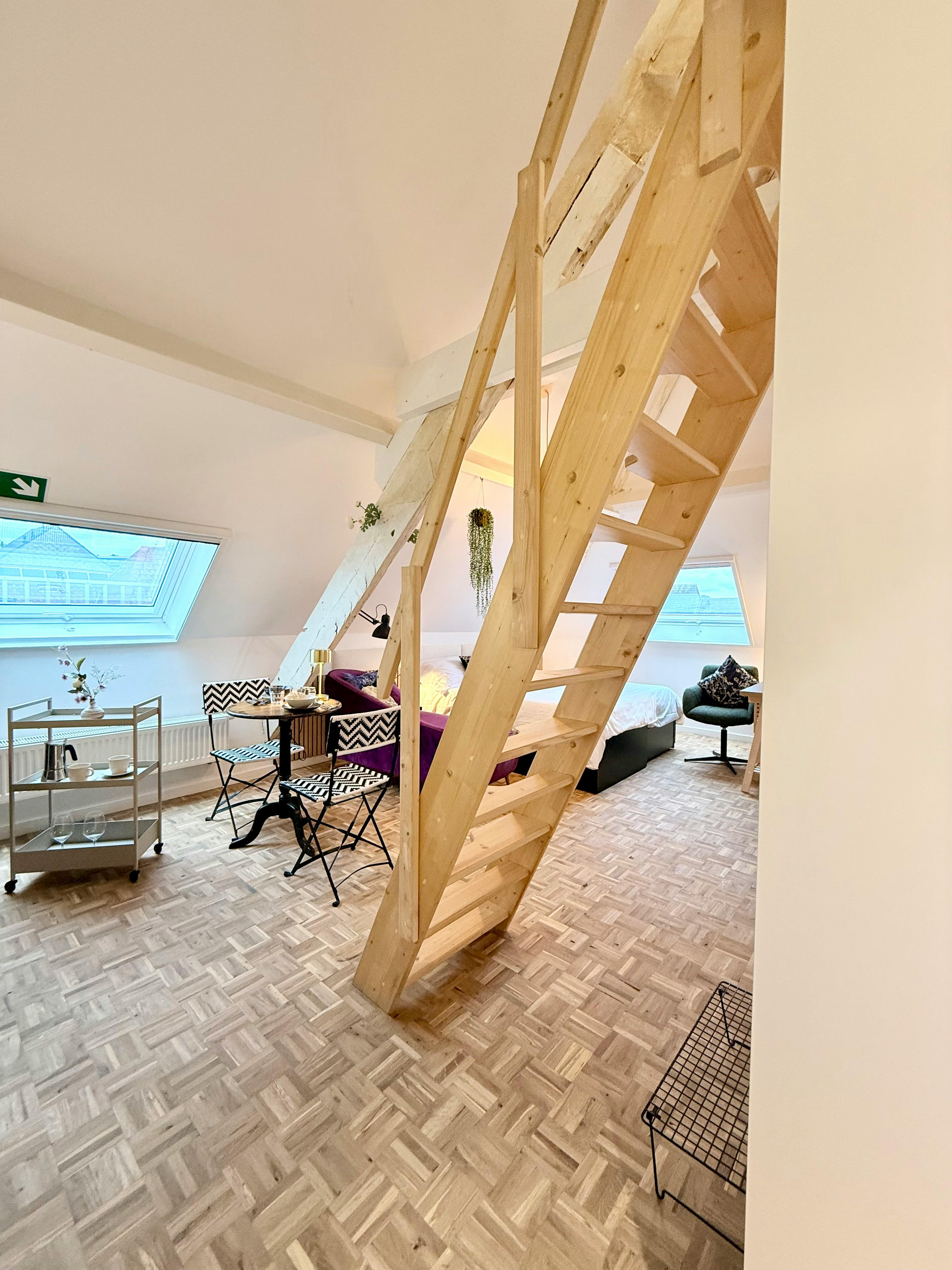 Apartment for rent for €1,050 per month in Mechelen, Rik Woutersstraat