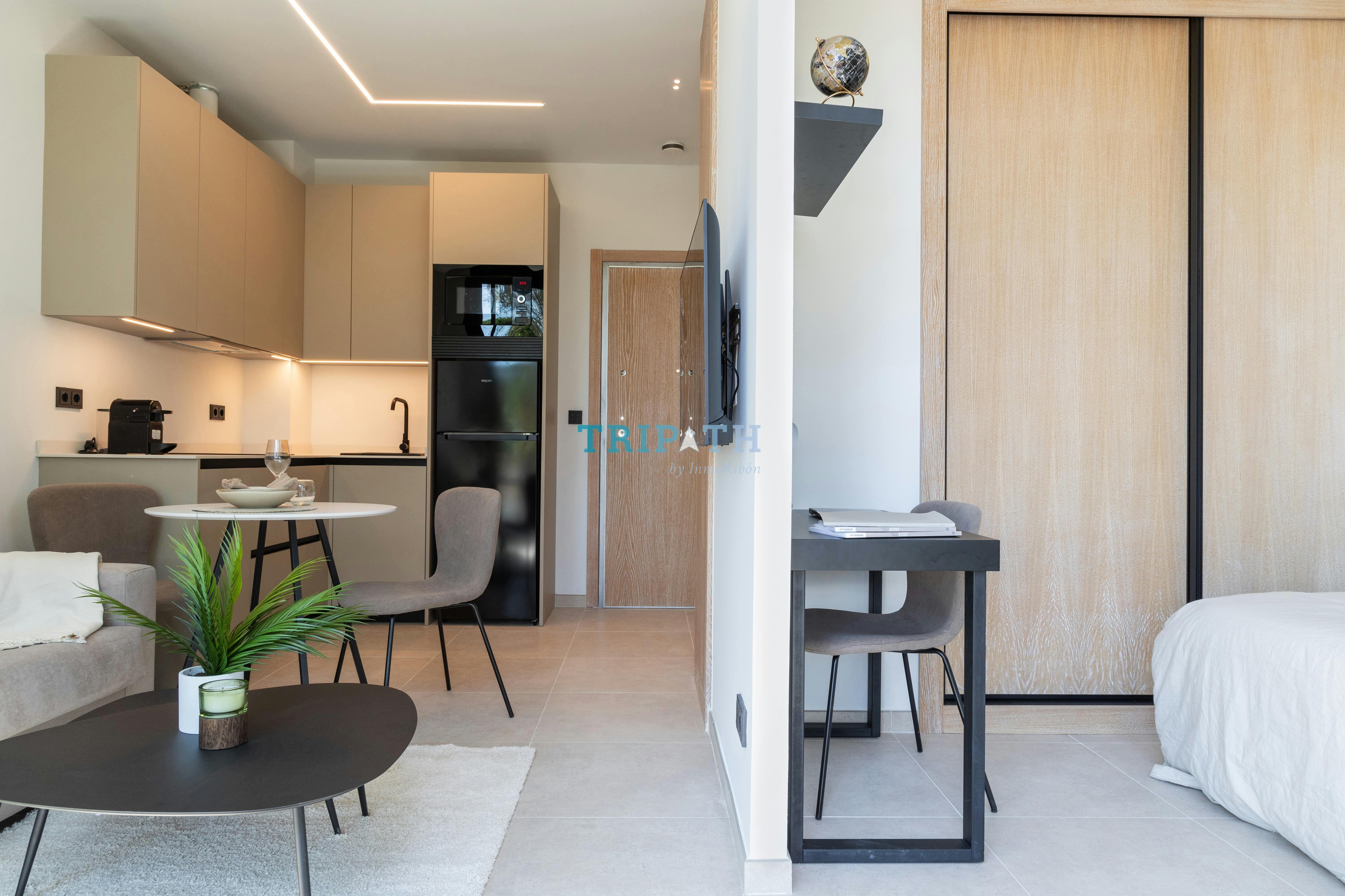 Habitación privada en alquiler por 1500 € al mes en Alcorcón, Calle Tomillo