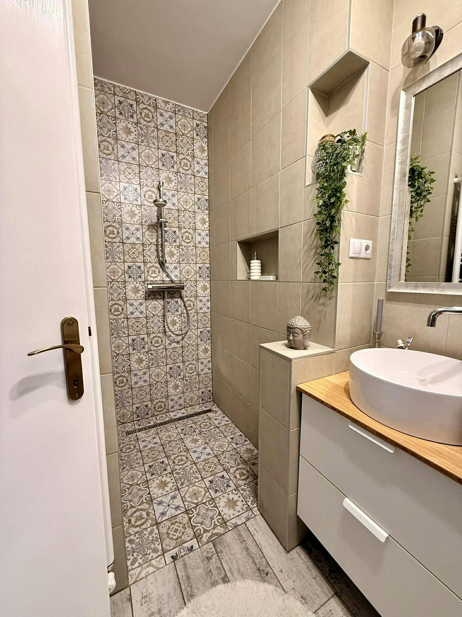 preview gallery tile