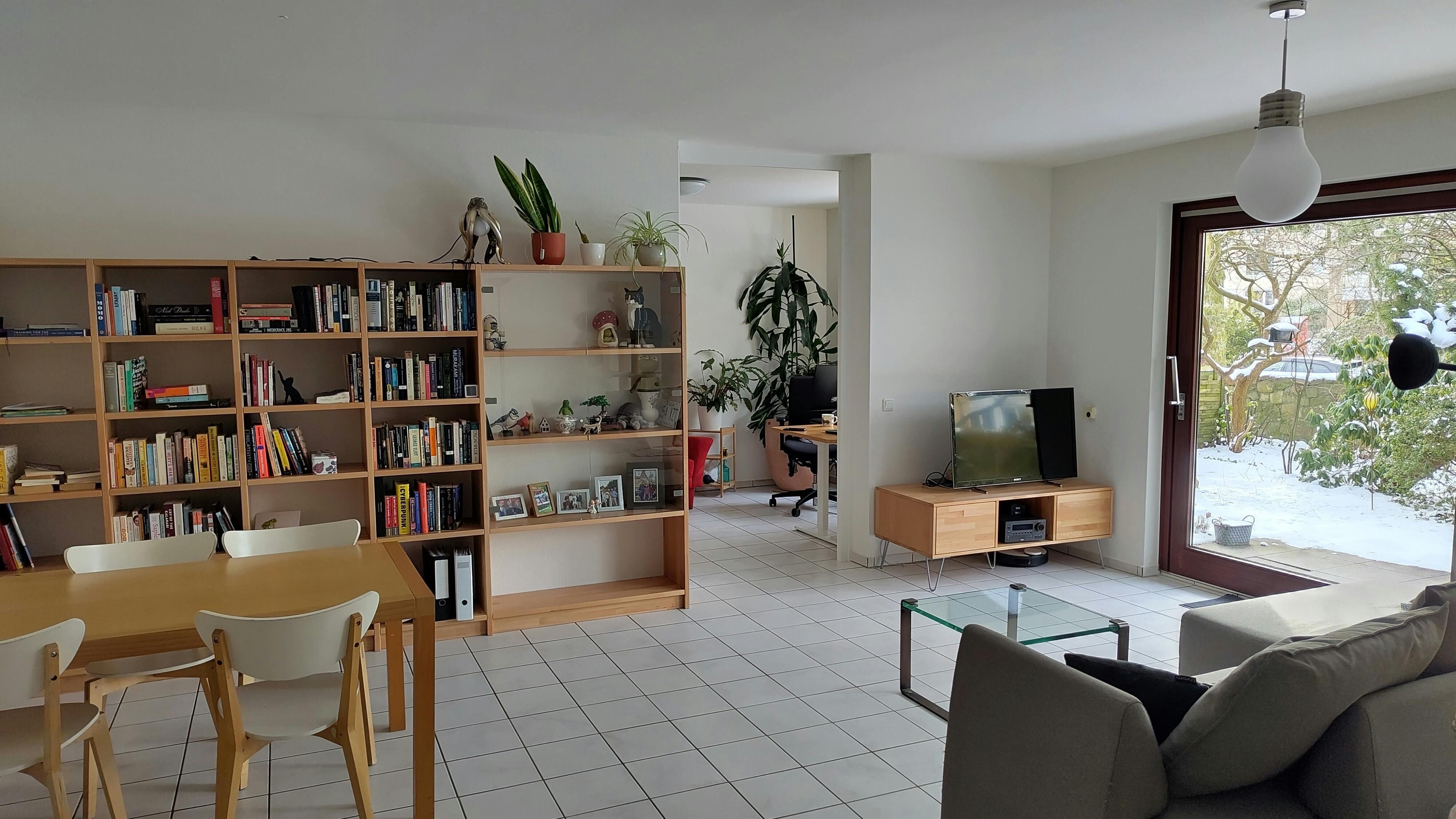 Apartment for rent for €2,000 per month in Hamburg, Emkendorfstraße