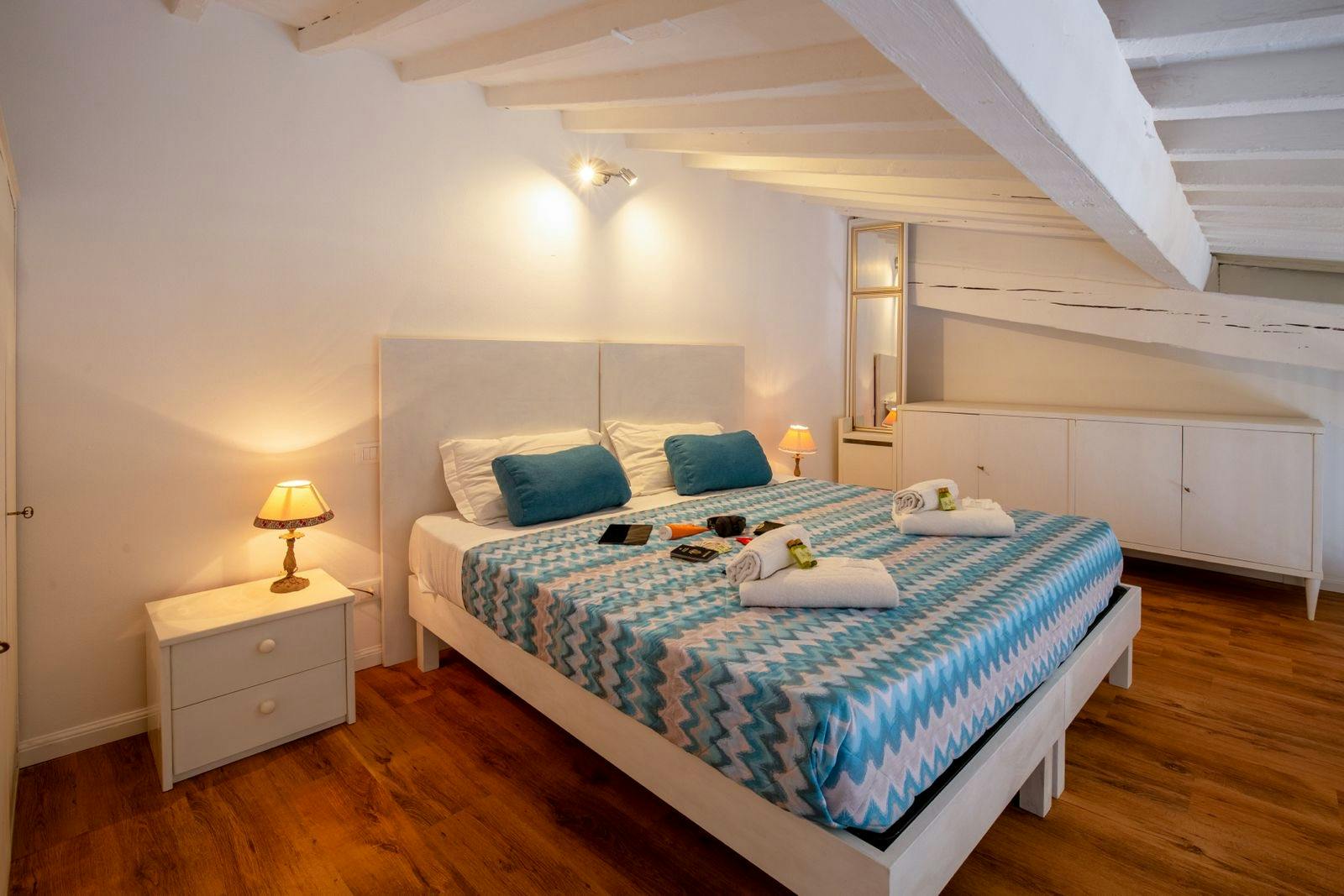 Monolocale in affitto a 1350 € al mese a Florence, Via di Mezzo