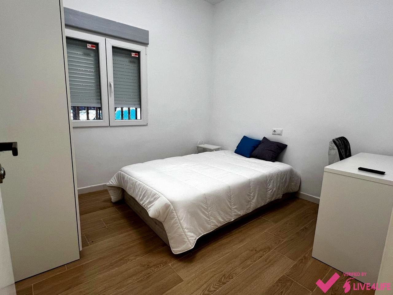 WG-Zimmer zu mieten für 390 € pro Monat in Valencia, Calle Campoamor