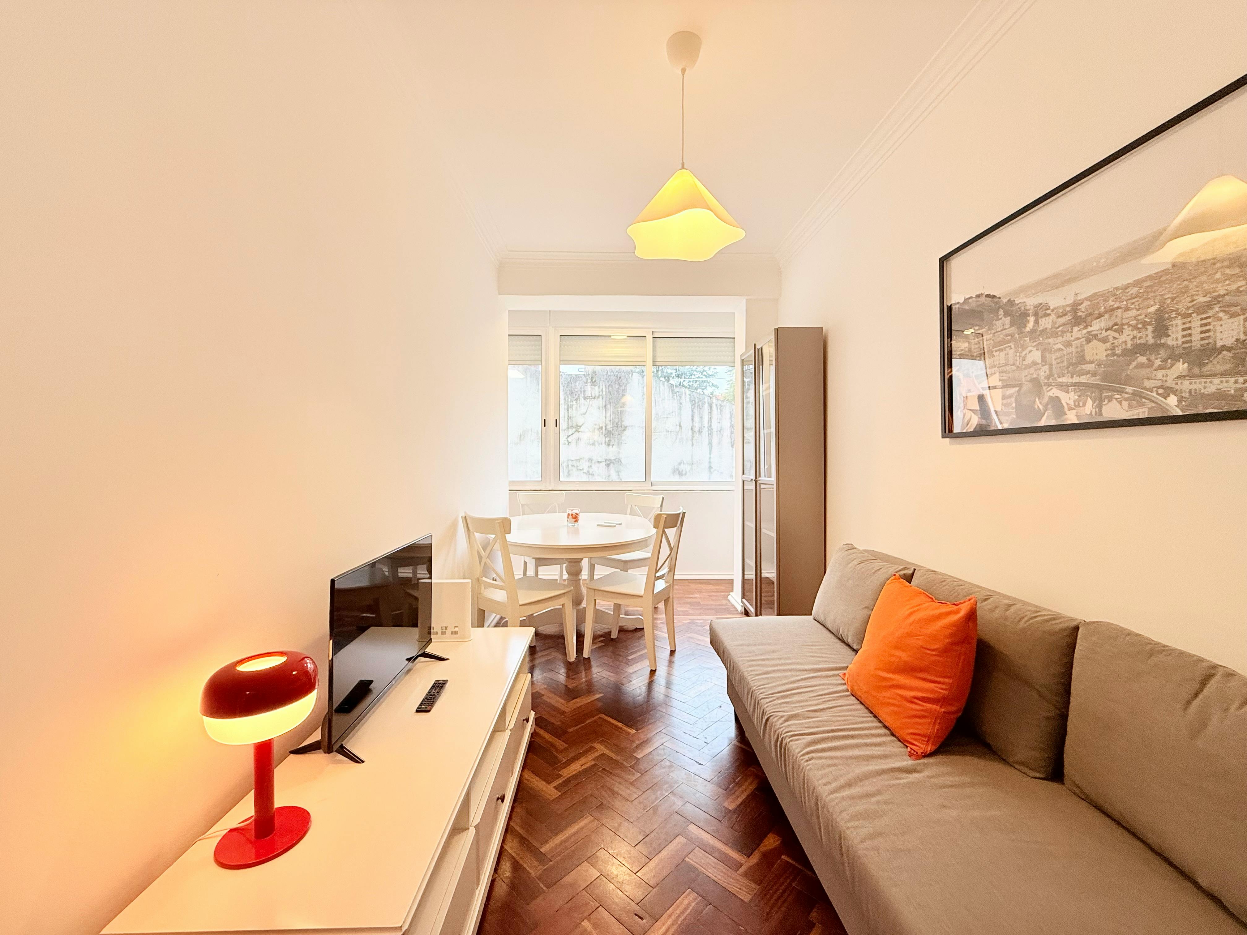 Apartment Lisbon, 1 bed — photo 8