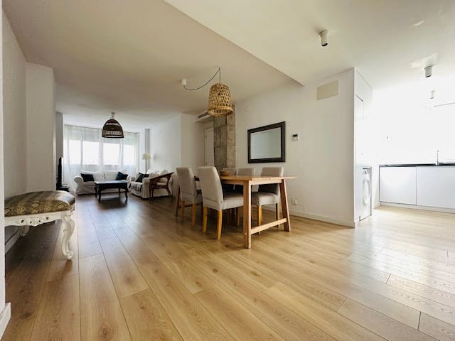 公寓 正在以 €1,980 的月租出租，其位于 Alicante (Alacant), Avenida Doctor Rico