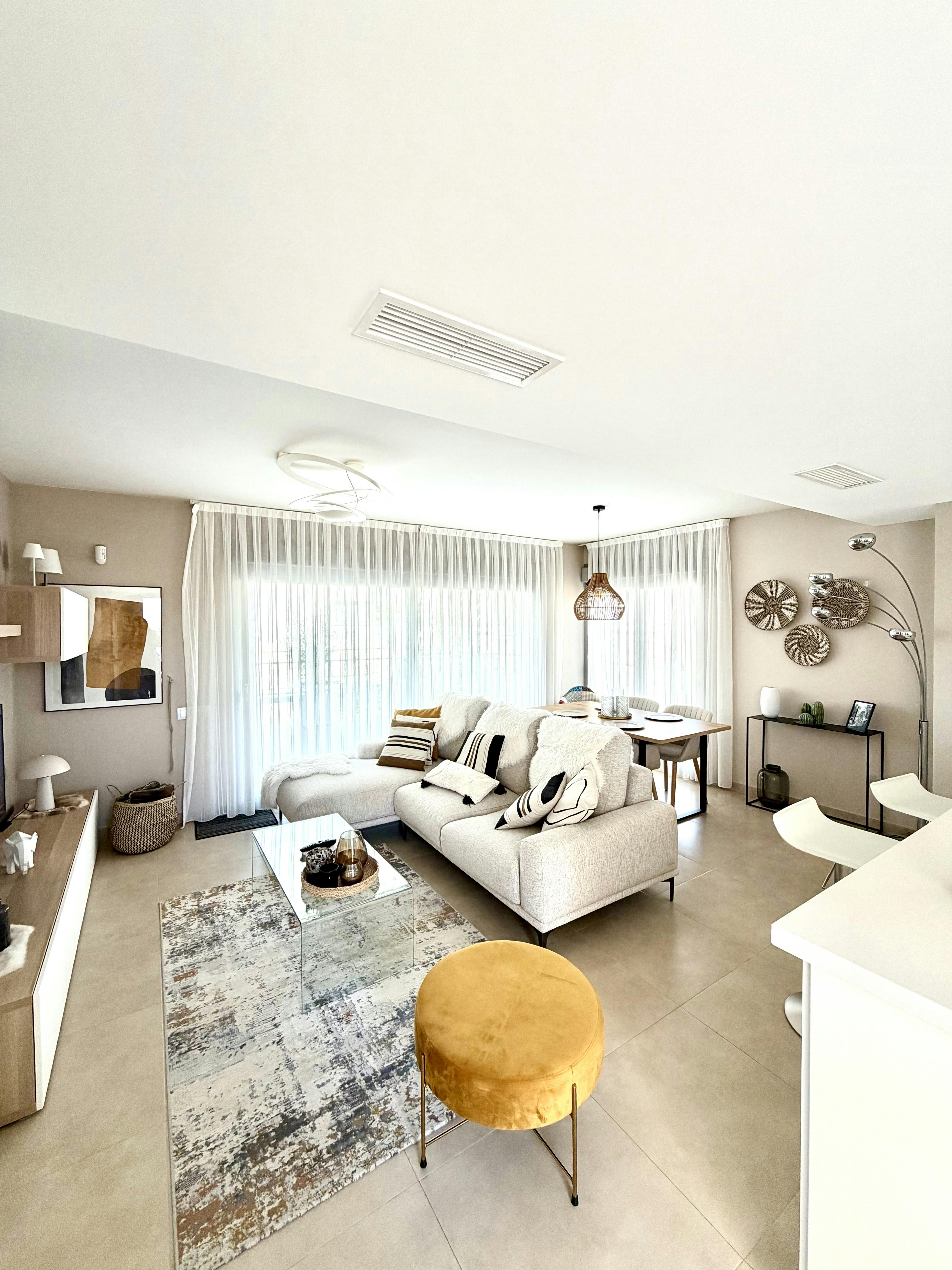 Haus zu mieten für 900 € pro Monat in Orihuela, Calle Albaricoquero