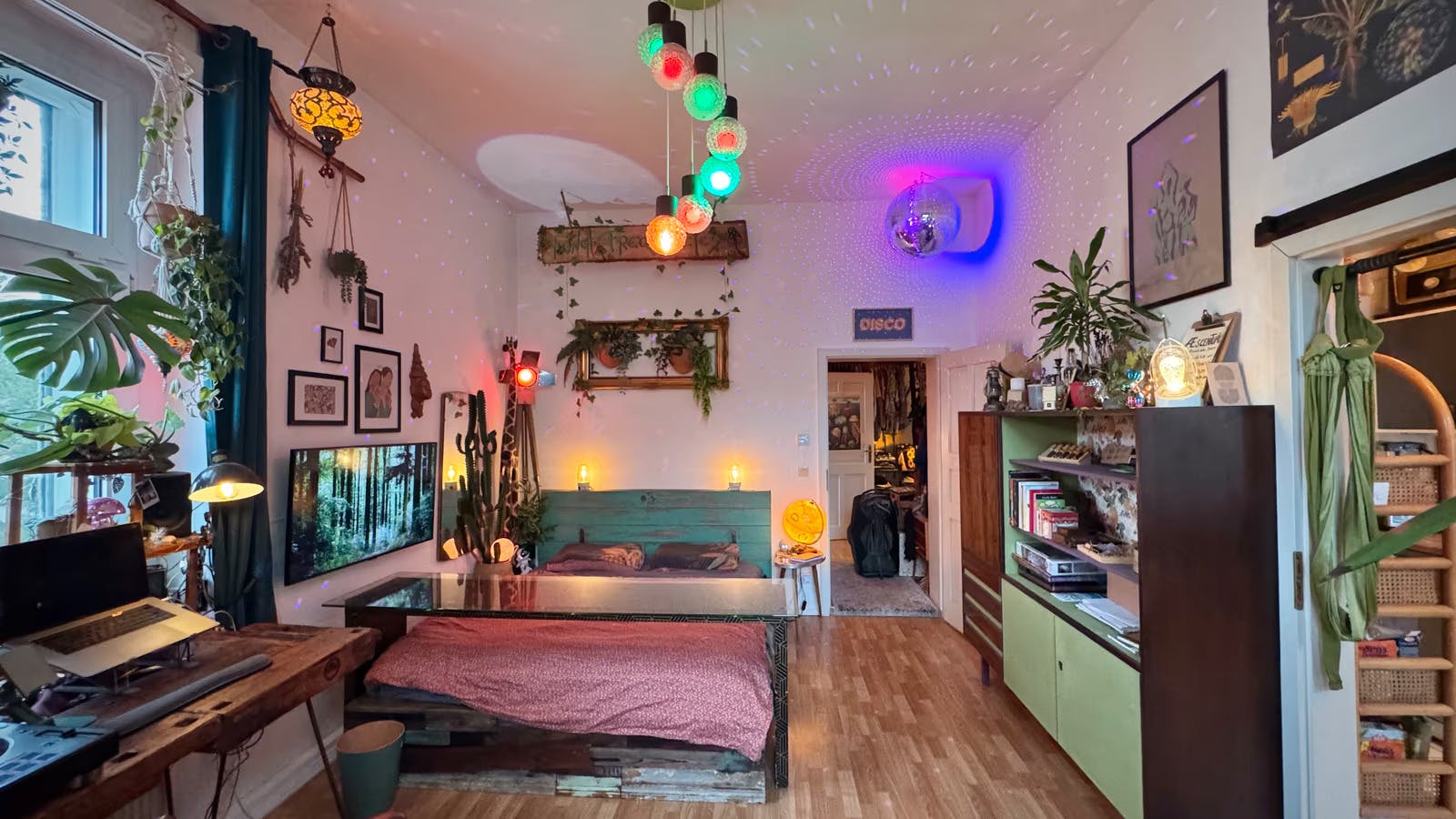 preview gallery tile