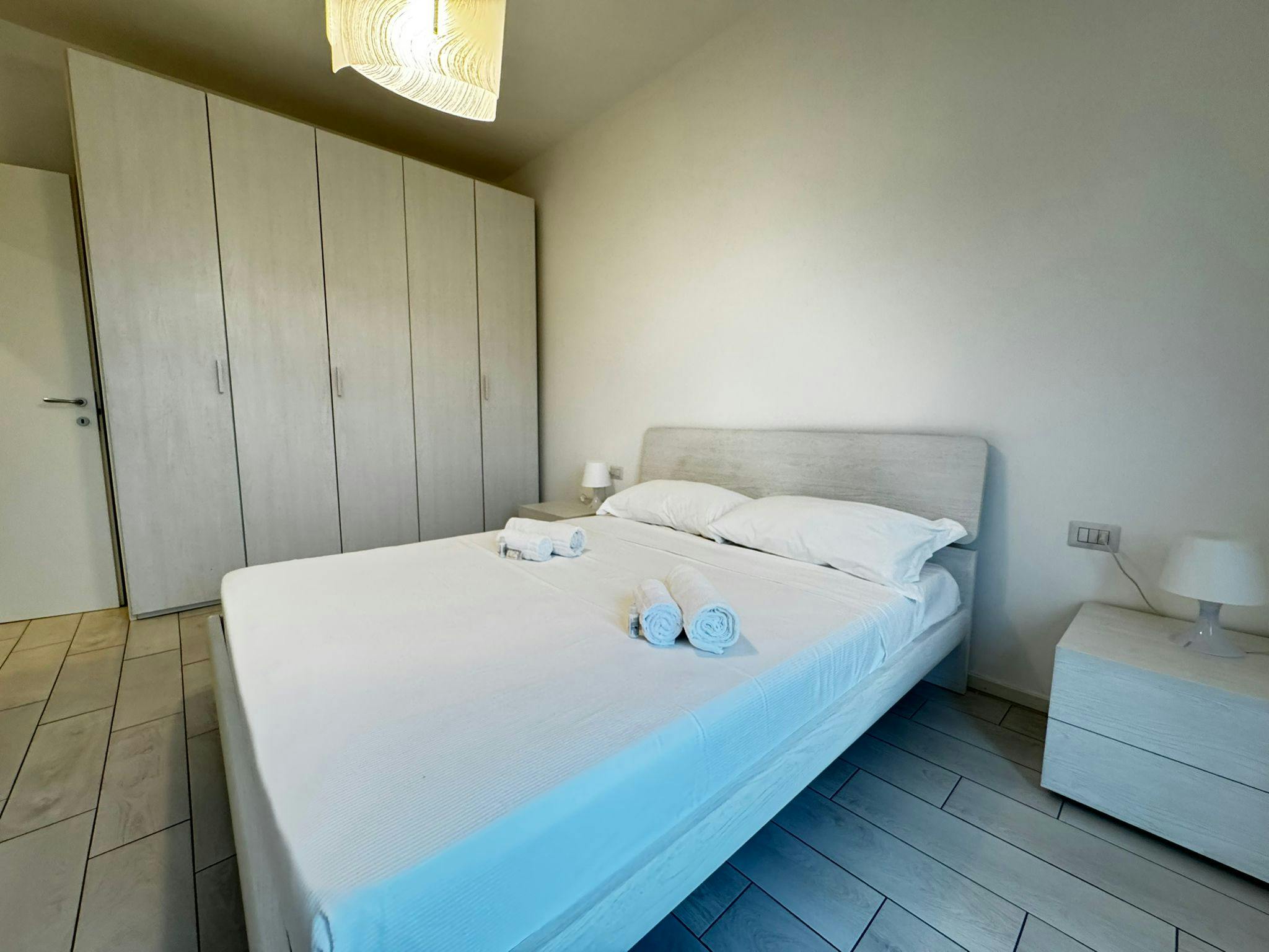 Apartment for rent for €1,400 per month in Milan, Via degli Astri