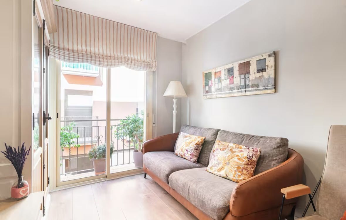 Apartment for rent for €1,200 per month in Girona, Carrer de Sant Domènec