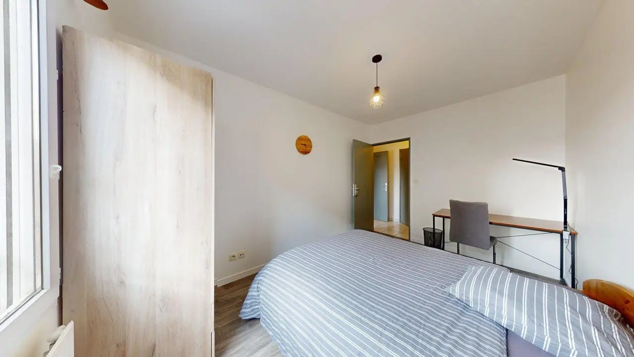 Private room in Rue Lortet, Lyon (1682522) room image 2