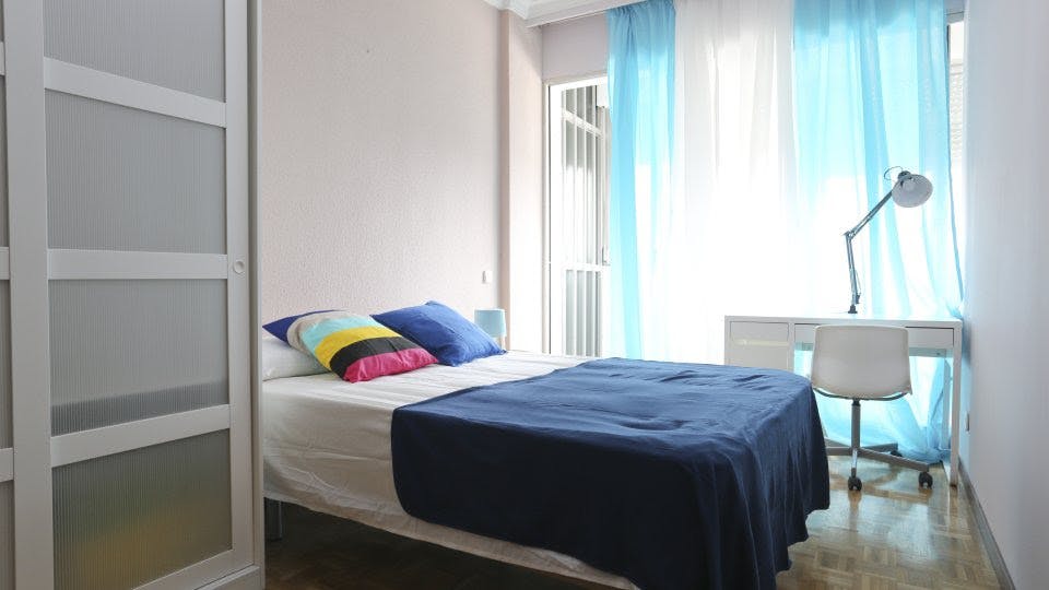 Paseo de la Castellana, Madrid preview