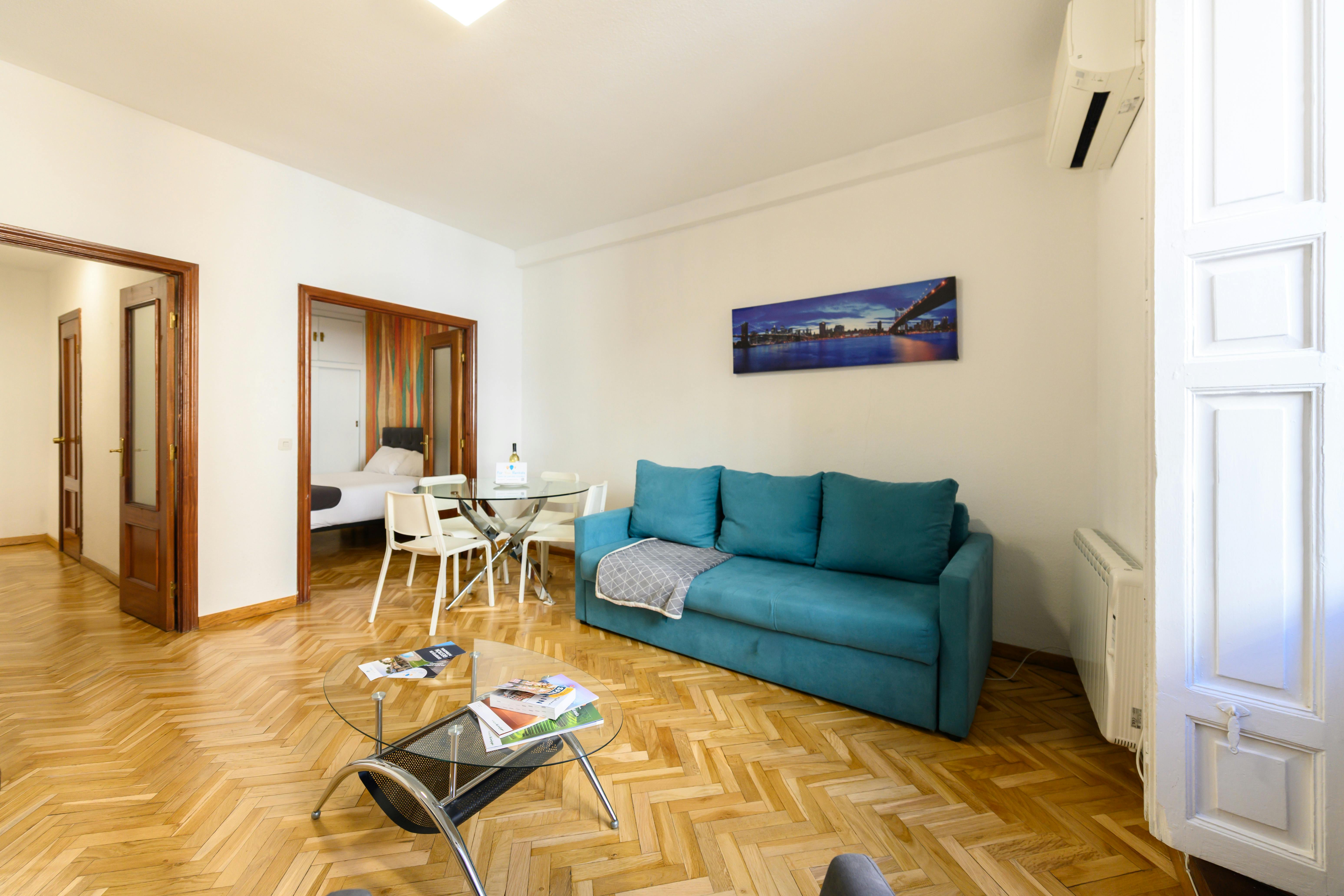 Apartment Madrid, 1 bed — photo 1