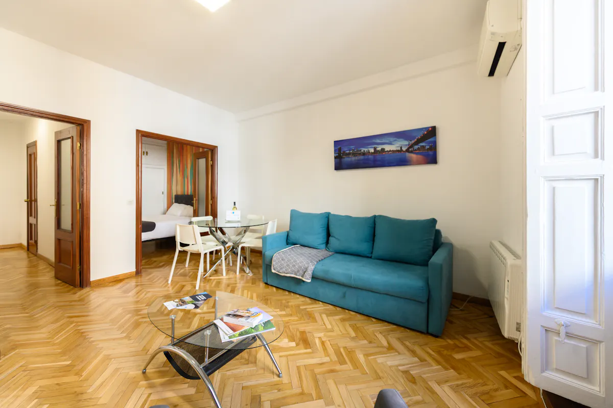 1-Bedroom Apartment in Calle Mayor, Madrid (1682648) ROOM