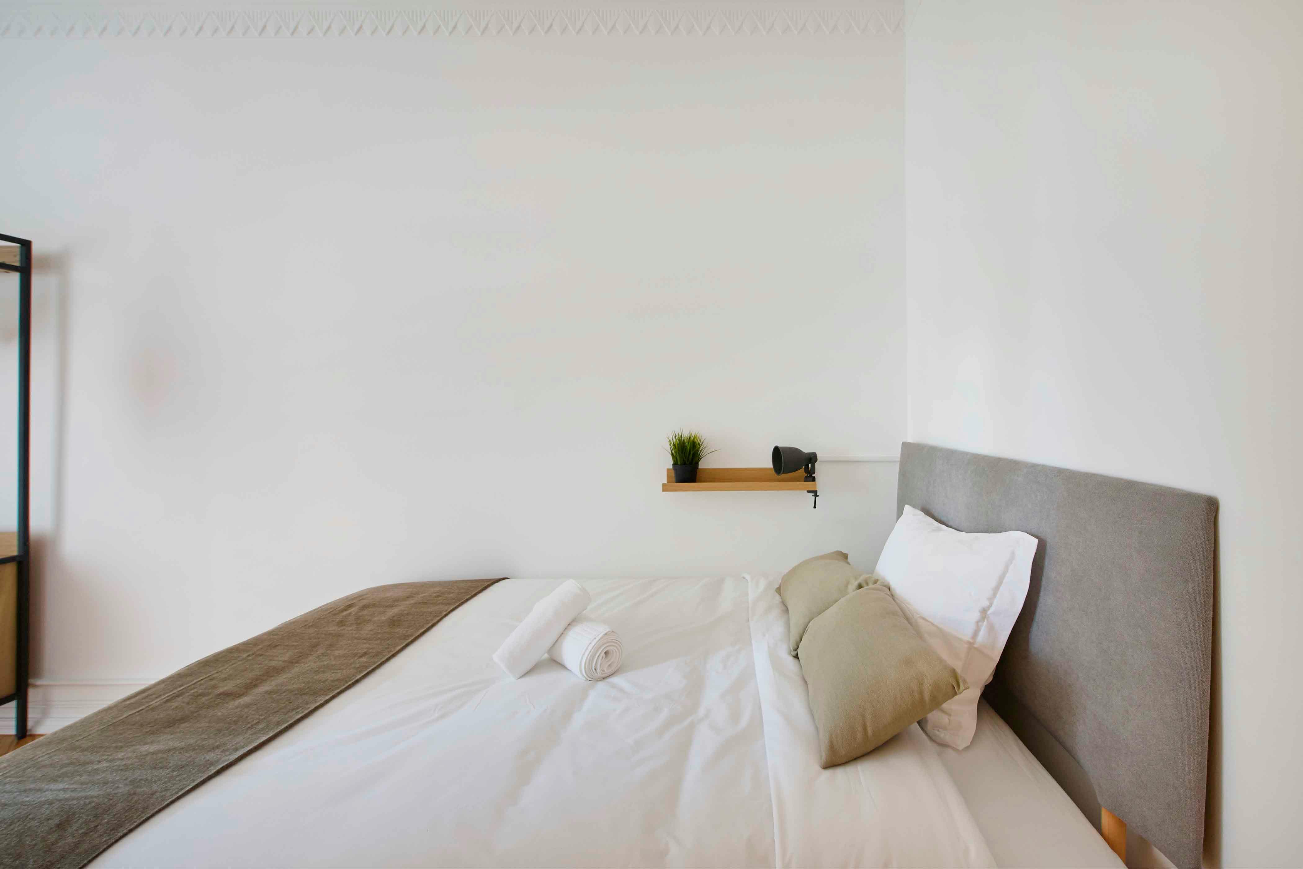 Avenida Álvares Cabral, Lisbon preview