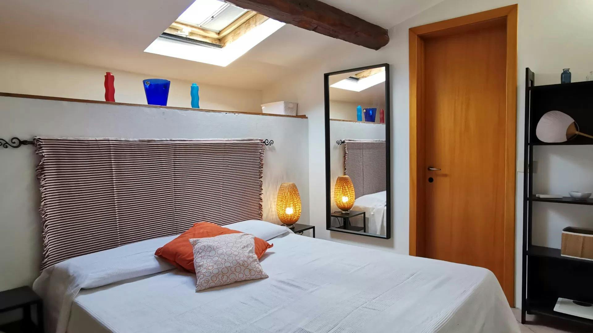 Via Venezia, Florence preview