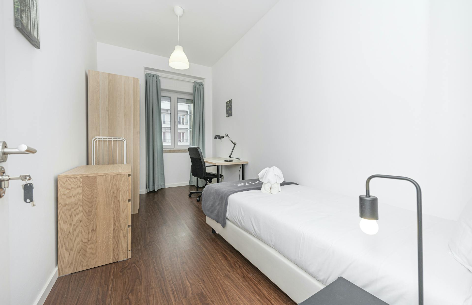 Private room for rent for €546 per month in Lisbon, Avenida António Augusto de Aguiar