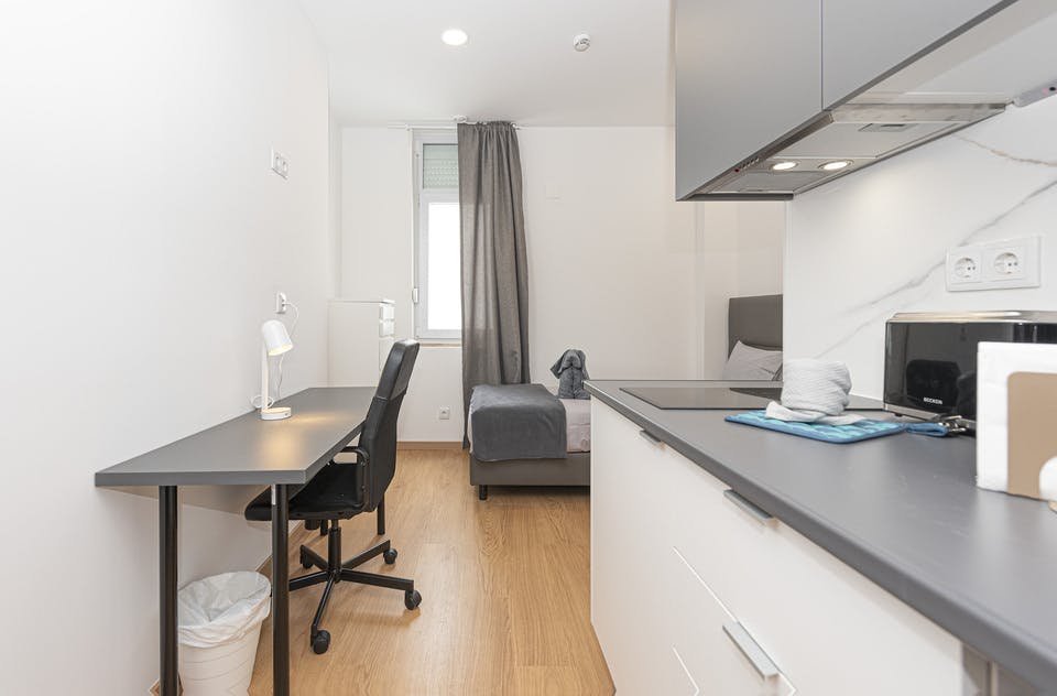 Студія за оренду для 625 EUR на місяць у Lisbon, Alameda das Linhas de Torres