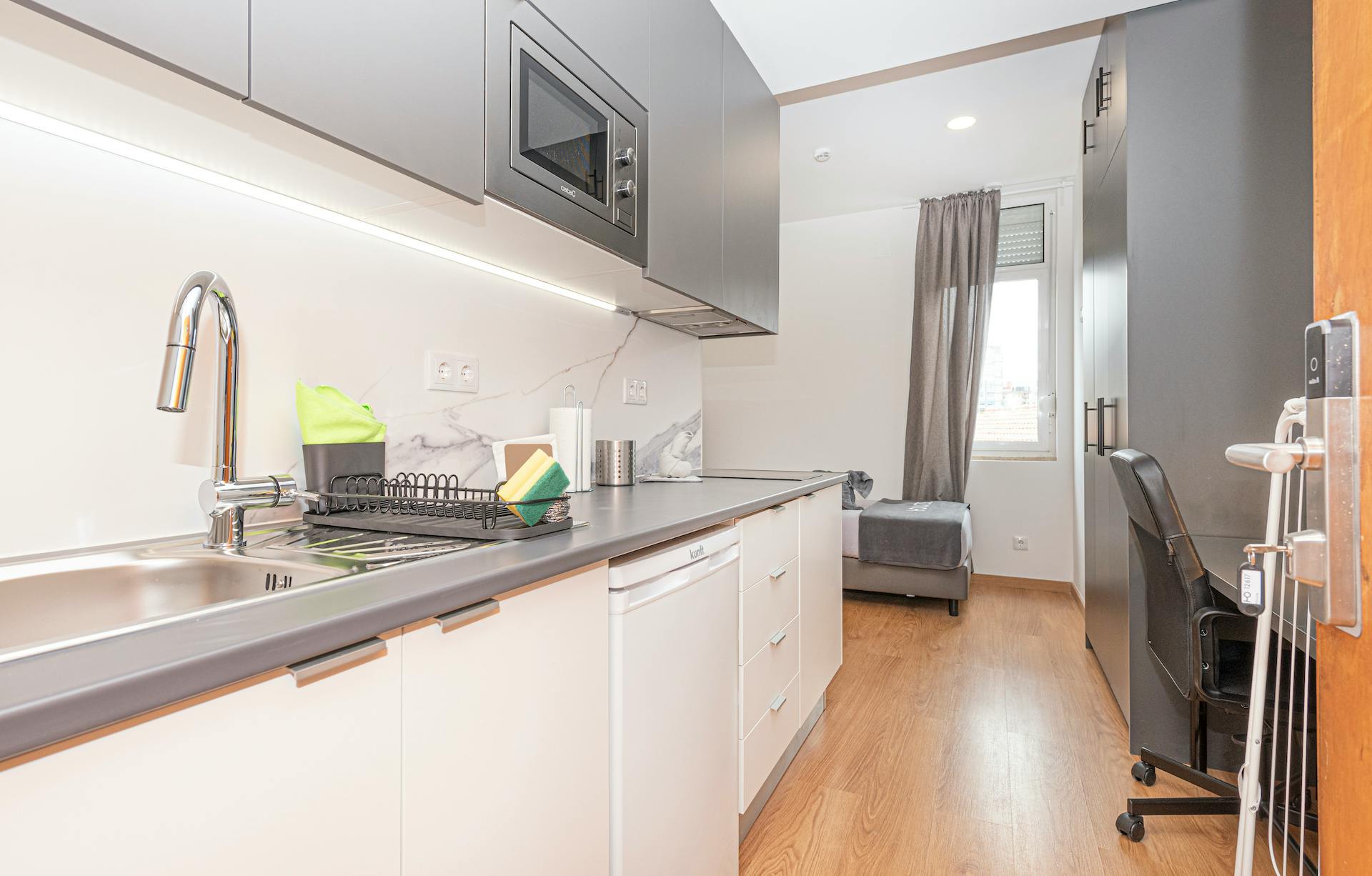 preview gallery tile