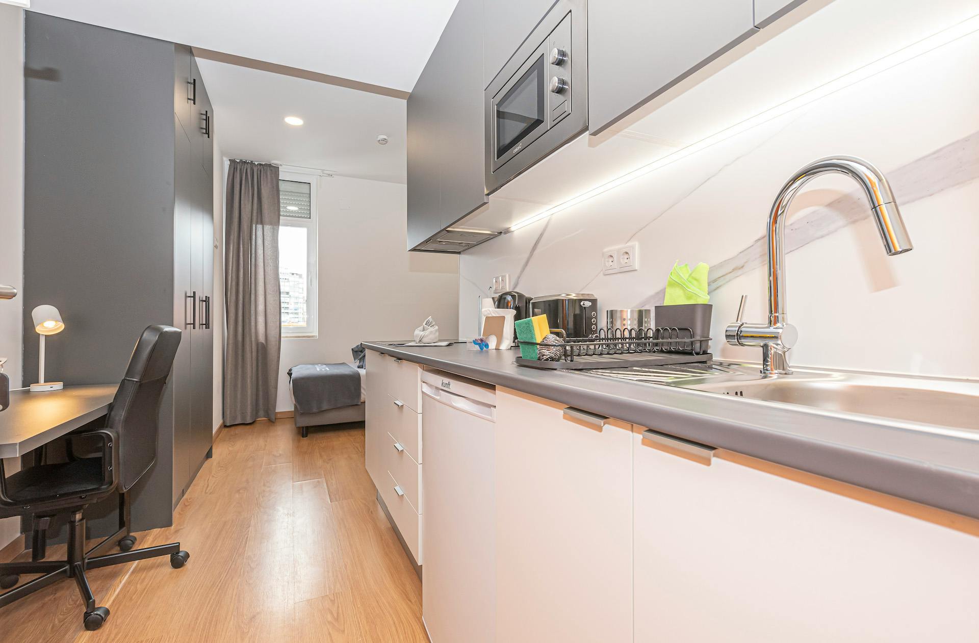 preview gallery tile