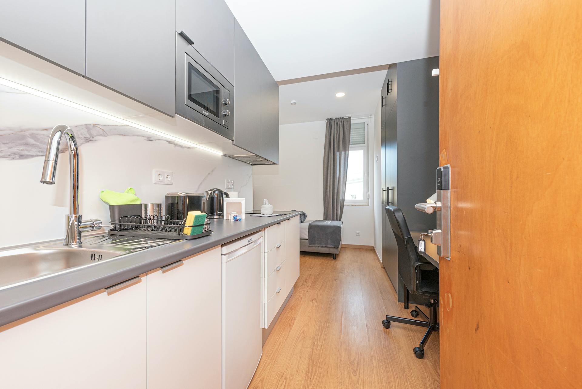 preview gallery tile