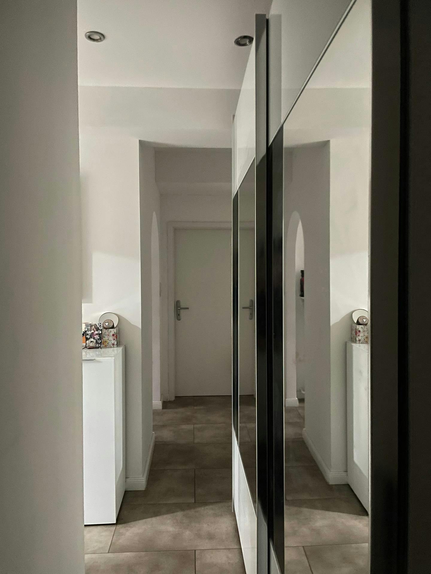 Отдельная комната сдается в аренду за 700 € в месяц в Düsseldorf, Grimmstraße