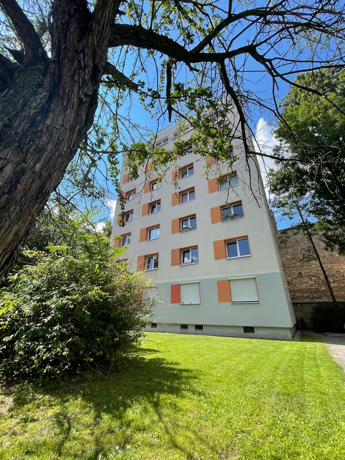 Grünberger Straße, Berlin preview