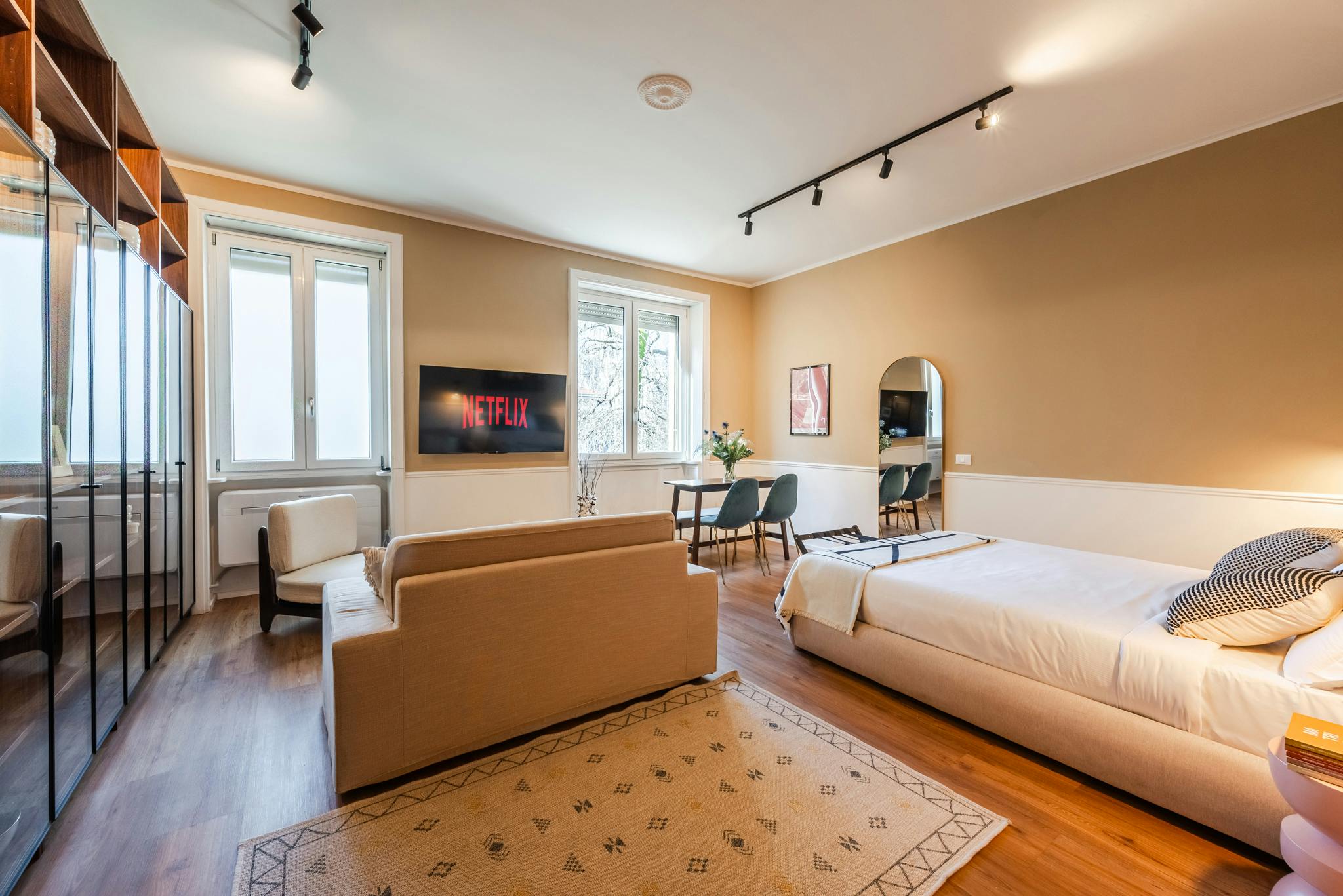 Via Carlo Giuseppe Merlo, Milan preview