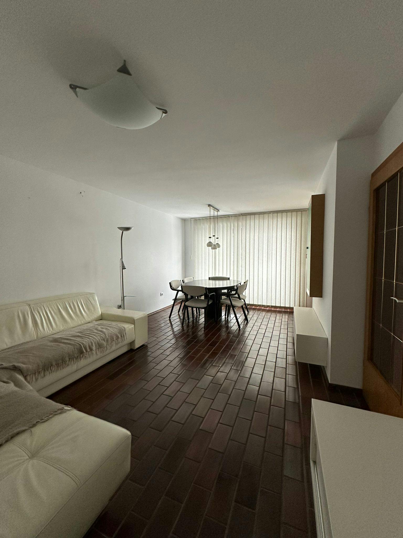 Приватна кімната за оренду для 550 EUR на місяць у Ljubljana, Cesta na Brdo