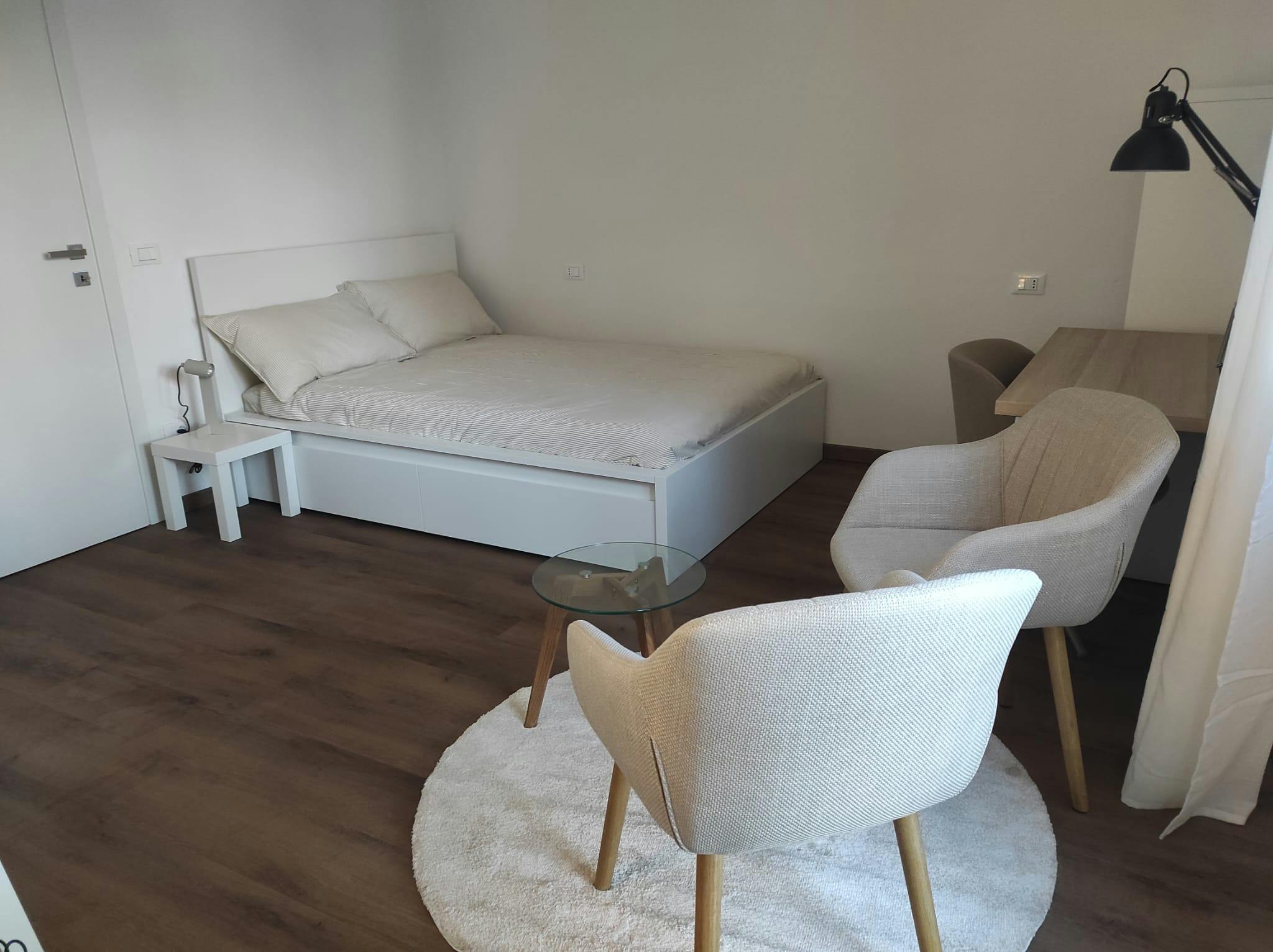 Private room for rent for €640 per month in Florence, Via Giuseppe Rigutini