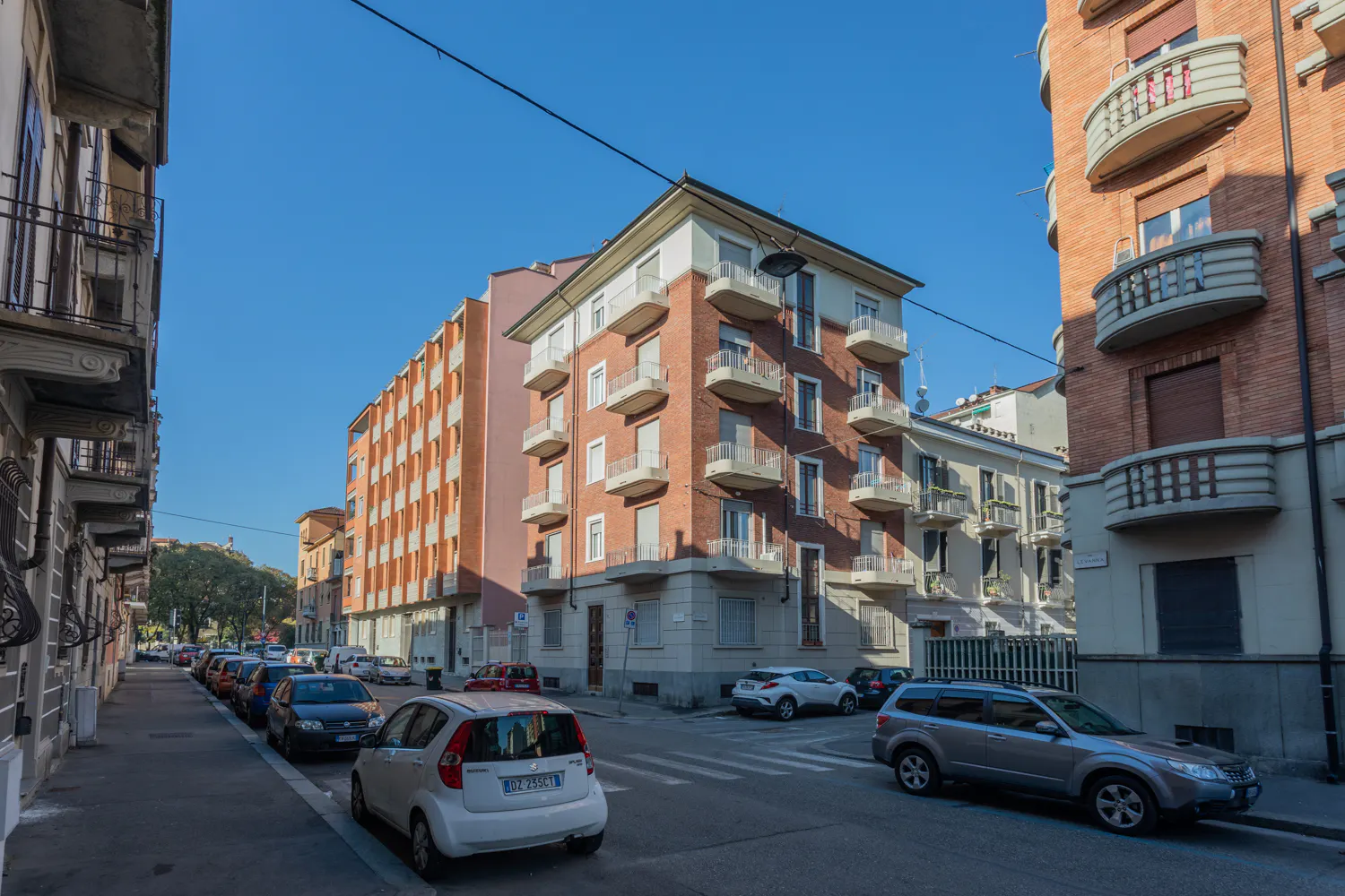 1-Bedroom Apartment in Via Levanna, Turin (1683276) ROOM 1