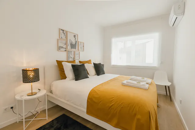 1-Bedroom Apartment in Rua de Rodolfo de Araújo, Porto (1683371) room image 2