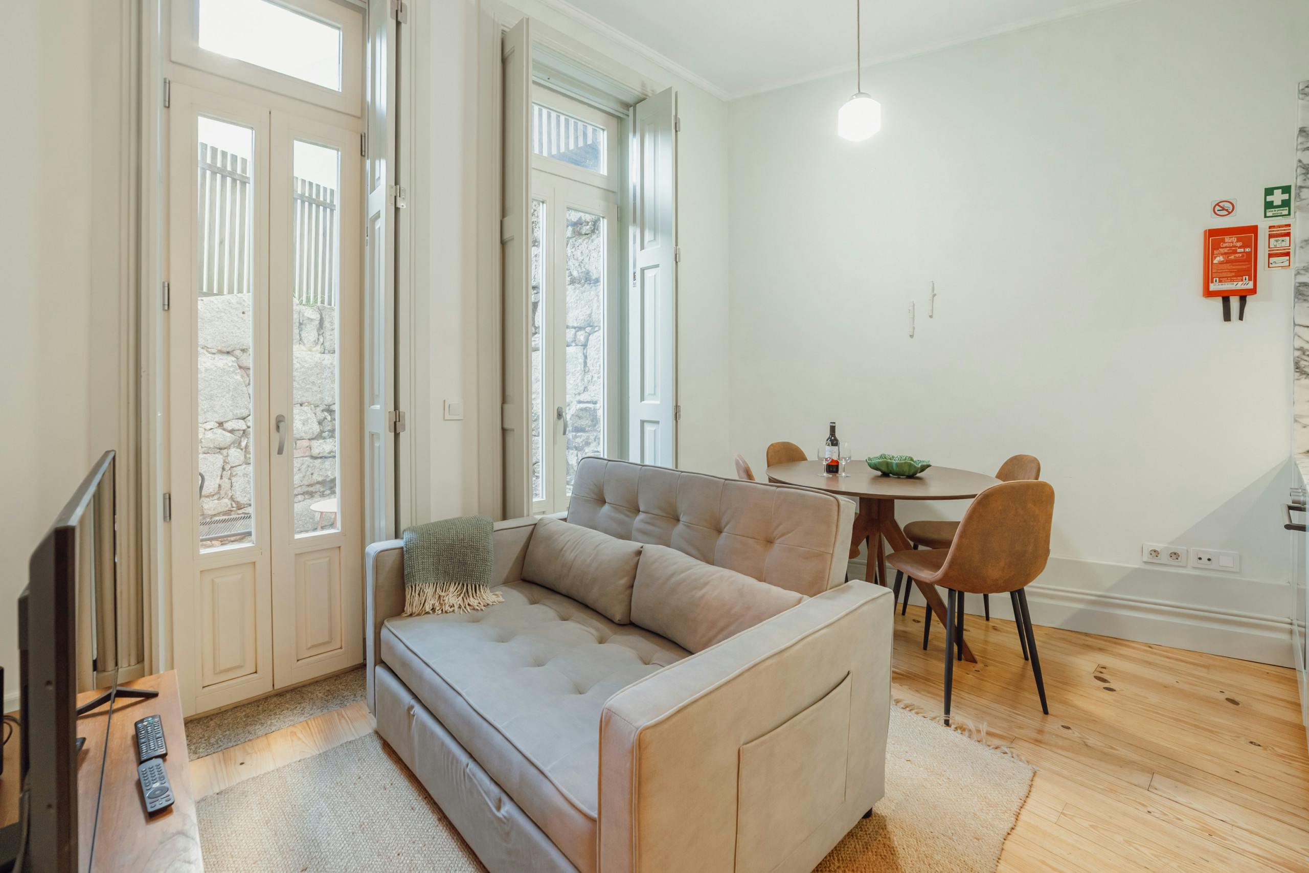 Apartment Porto, 1 bed — photo 1