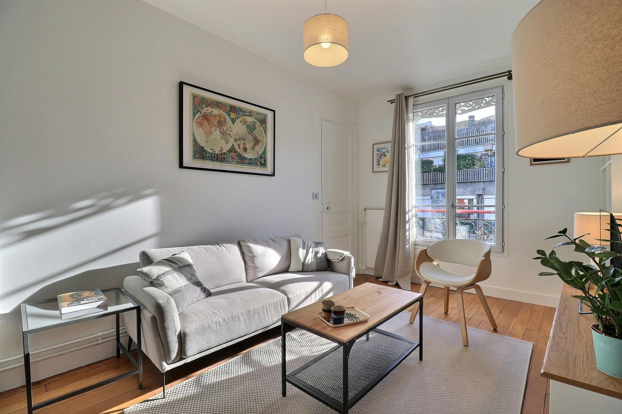 Rue Aristide Briand, Levallois-Perret preview