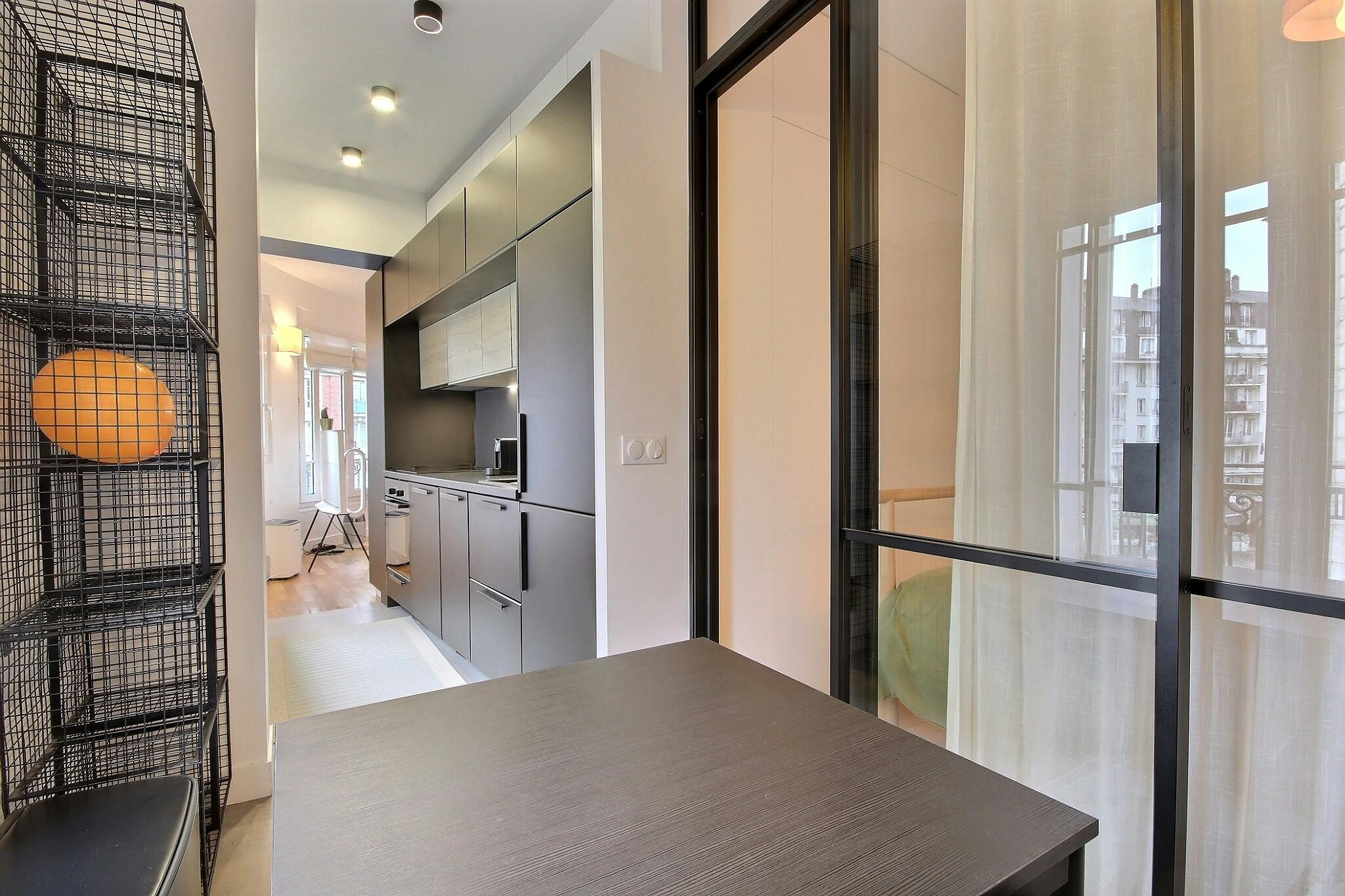 1-Bedroom Apartment in Boulevard Poniatowski, Paris (1683393) room image 10