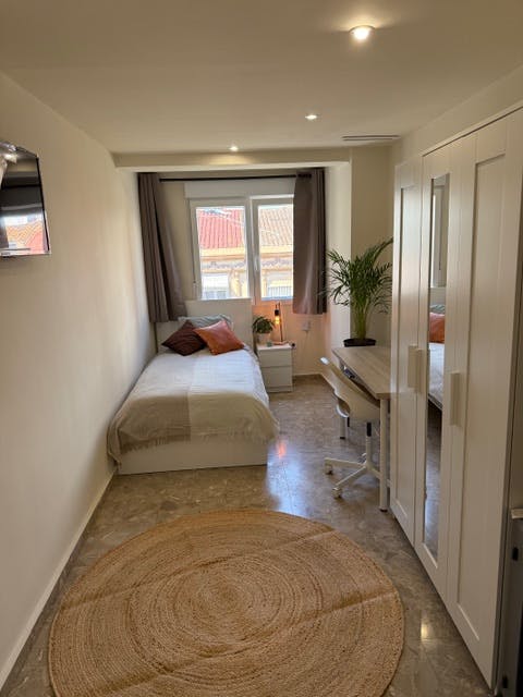 Carrer del Doctor Lluch, Valencia preview