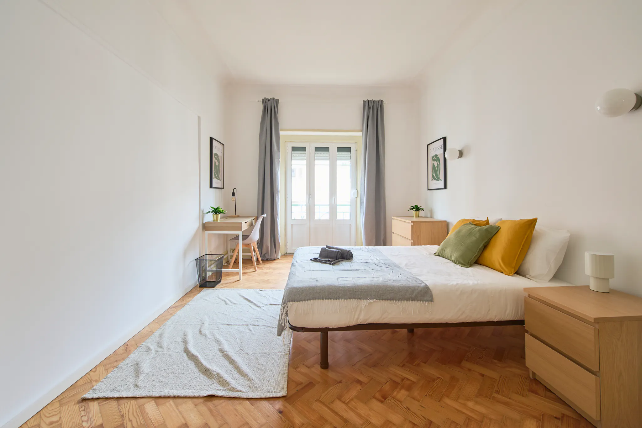 Rua Chaby Pinheiro, Lisbon preview