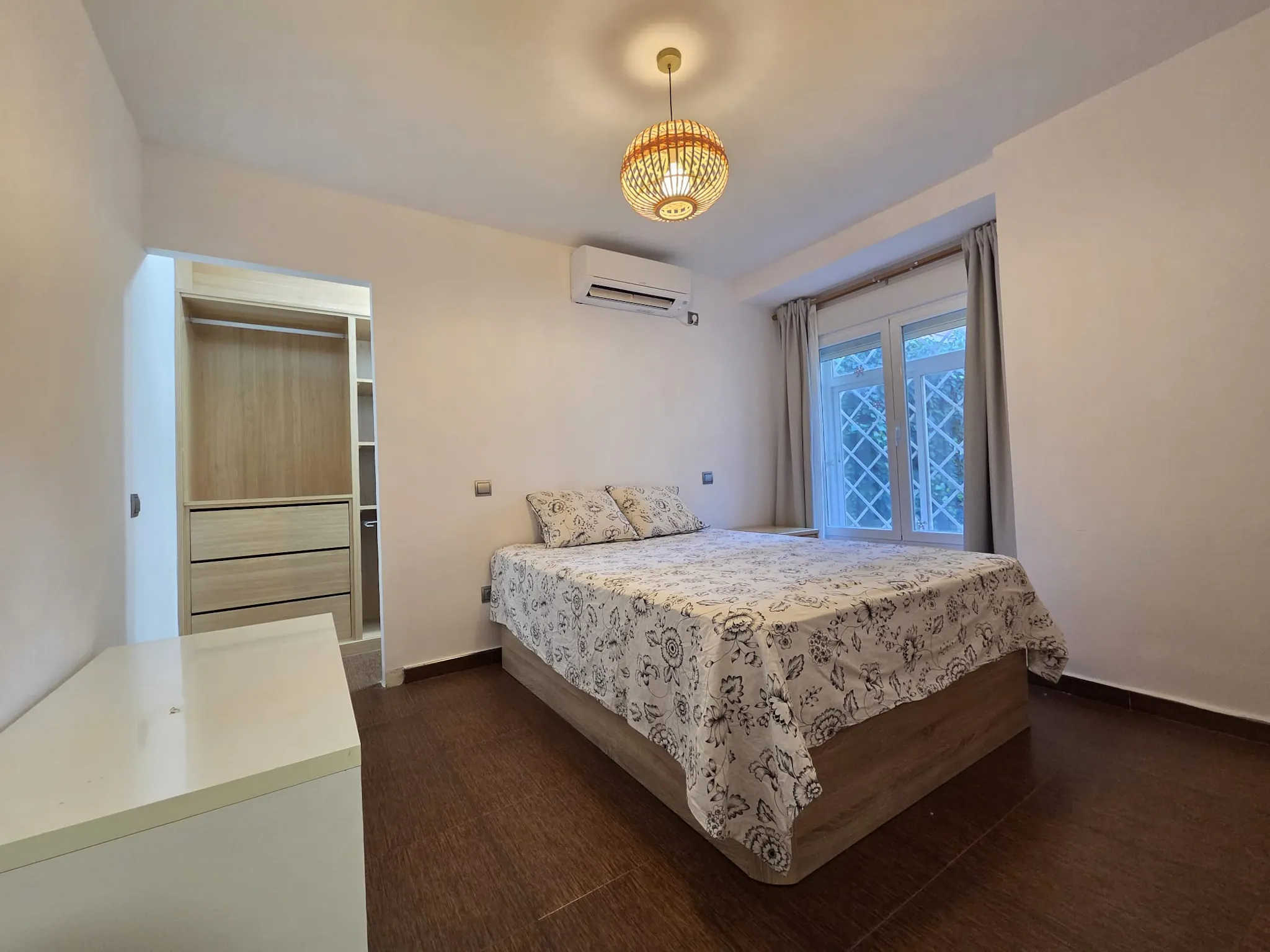 Calle Alcalá, Madrid preview