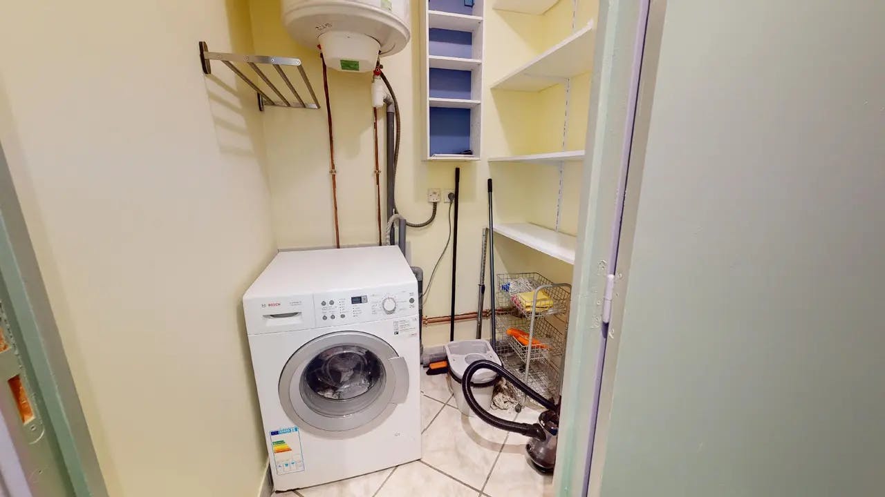 1-Bedroom Apartment in Rue des Frères Chappe, Saint-Étienne (1683520) ROOM 1