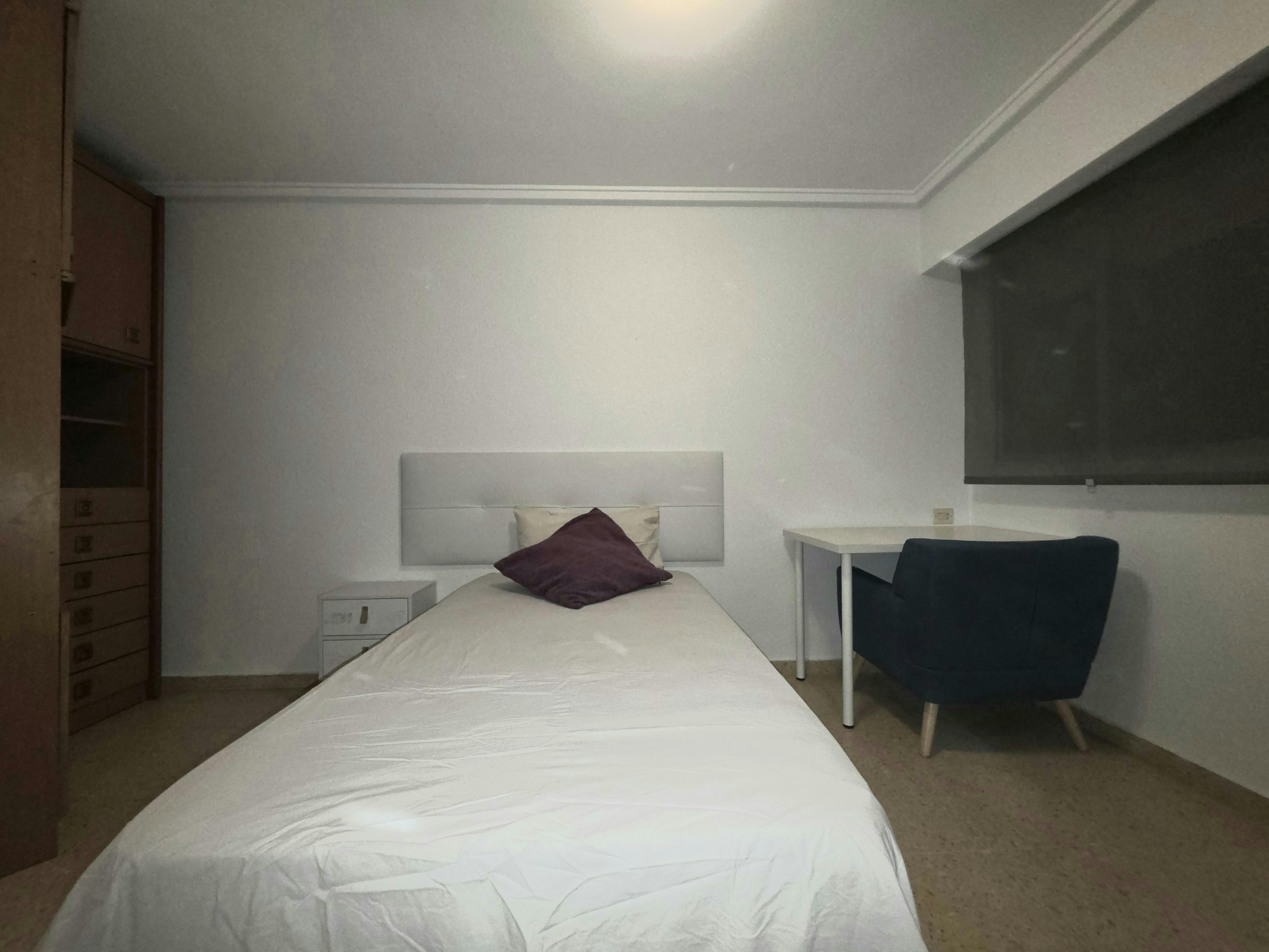 Single room El Perellonet, 1 bed, 12m² — photo 2