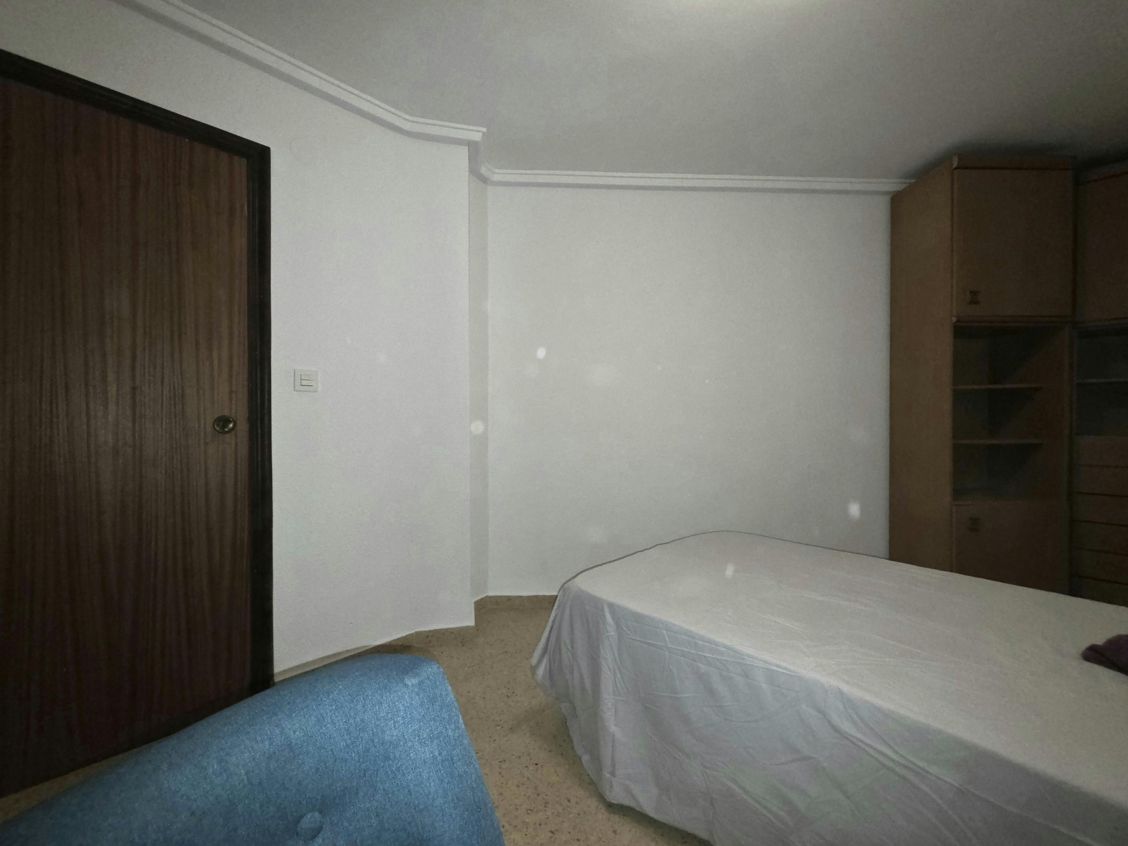 Single room El Perellonet, 1 bed, 12m² — photo 8