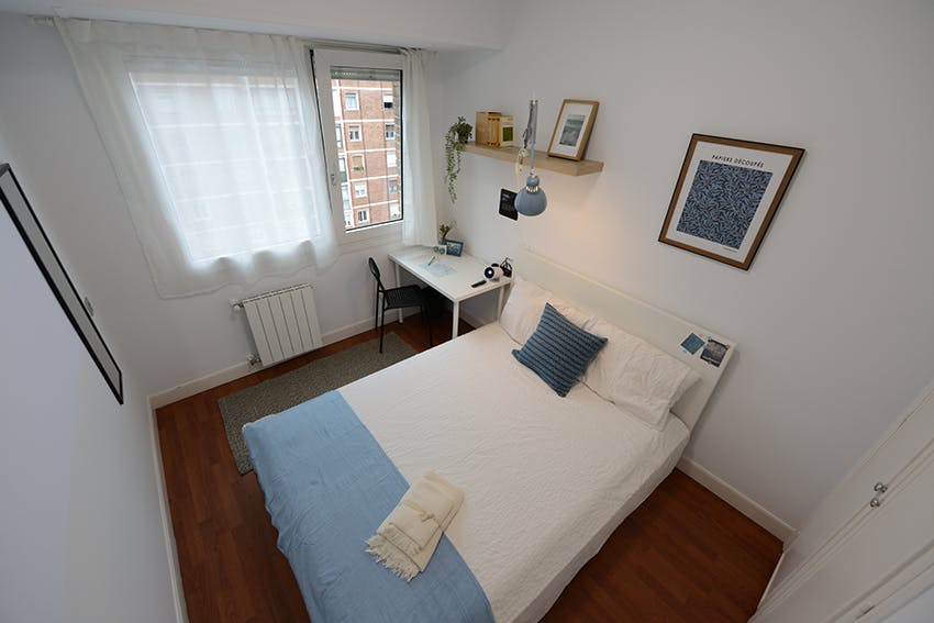 Habitación privada en alquiler por 535 € al mes en Bilbao, Celestino María del Arenal Plaza