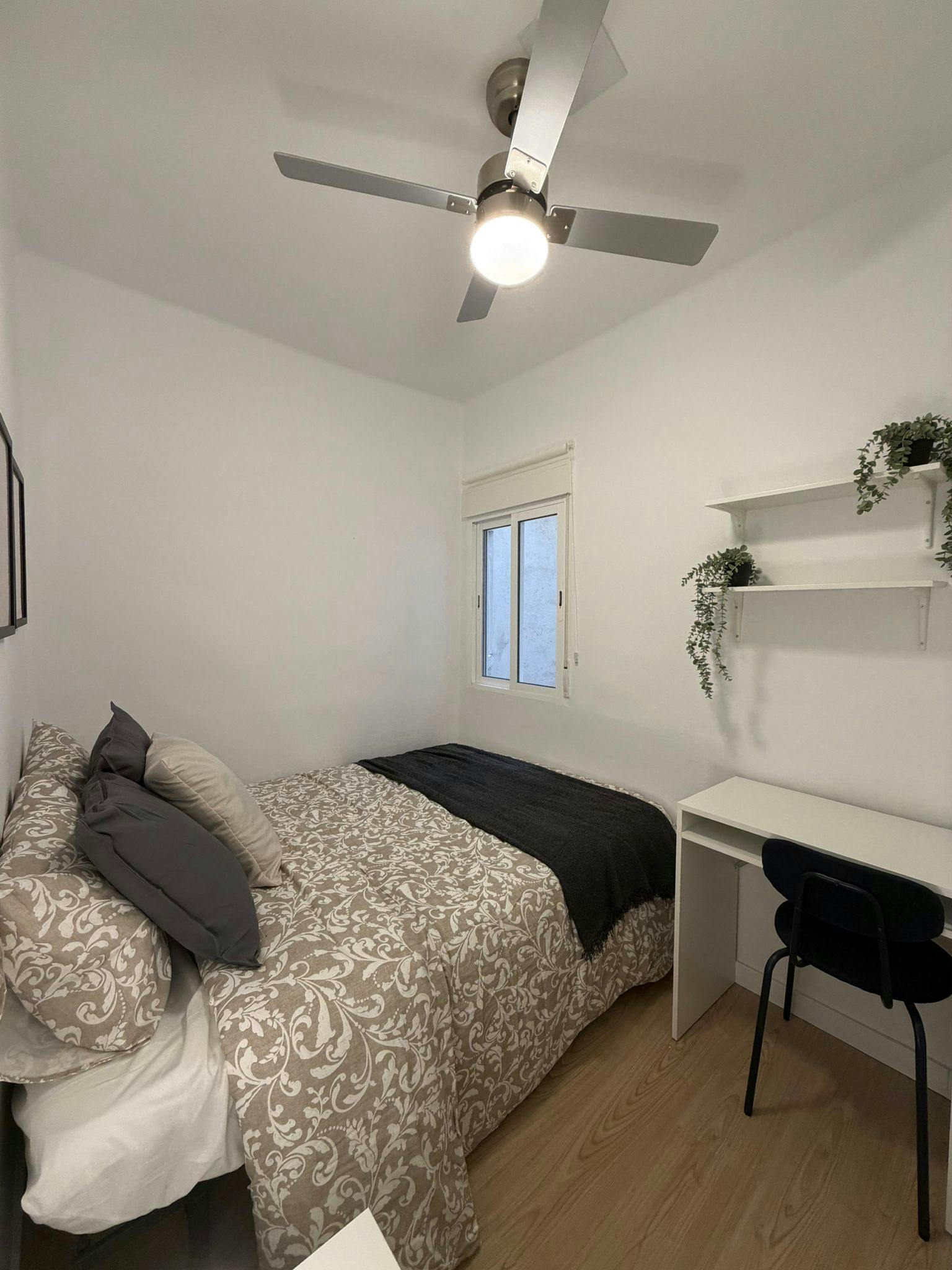 Single room Catarroja, 1 bed, 6m² — photo 7