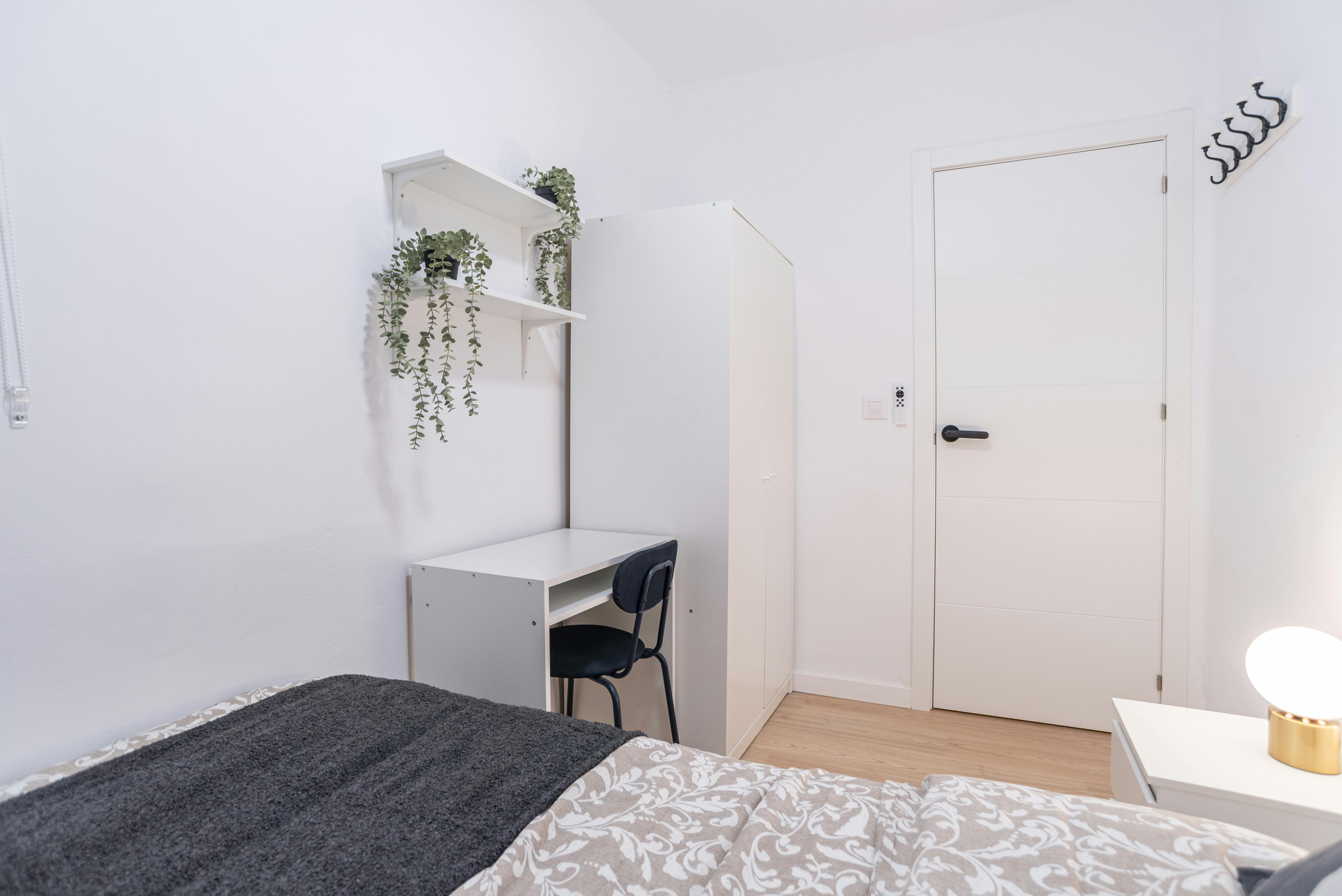 Single room Catarroja, 1 bed, 6m² — photo 27