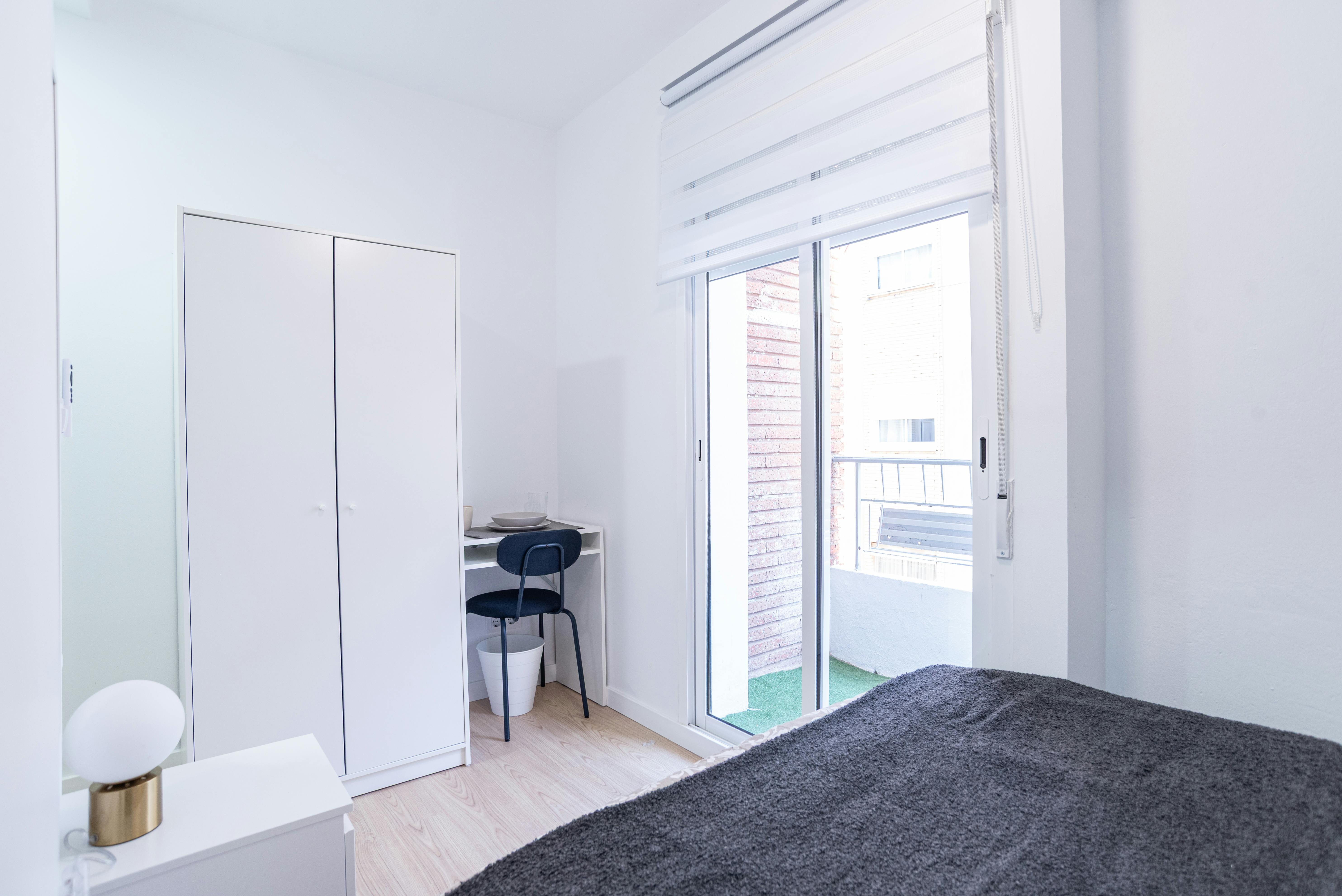Single room Catarroja, 1 bed, 12m² — photo 25